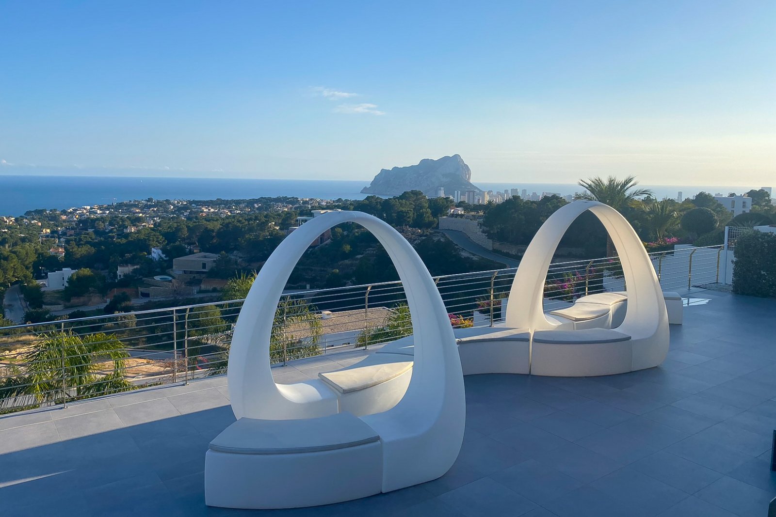 4442BEN Moderne Villa mit atemberaubendem Meerblick in Benissa zu verkaufen