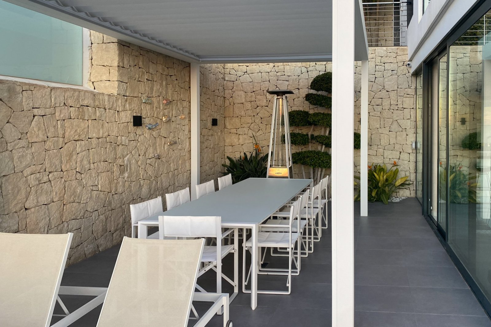 4442BEN Moderne Villa mit atemberaubendem Meerblick in Benissa zu verkaufen