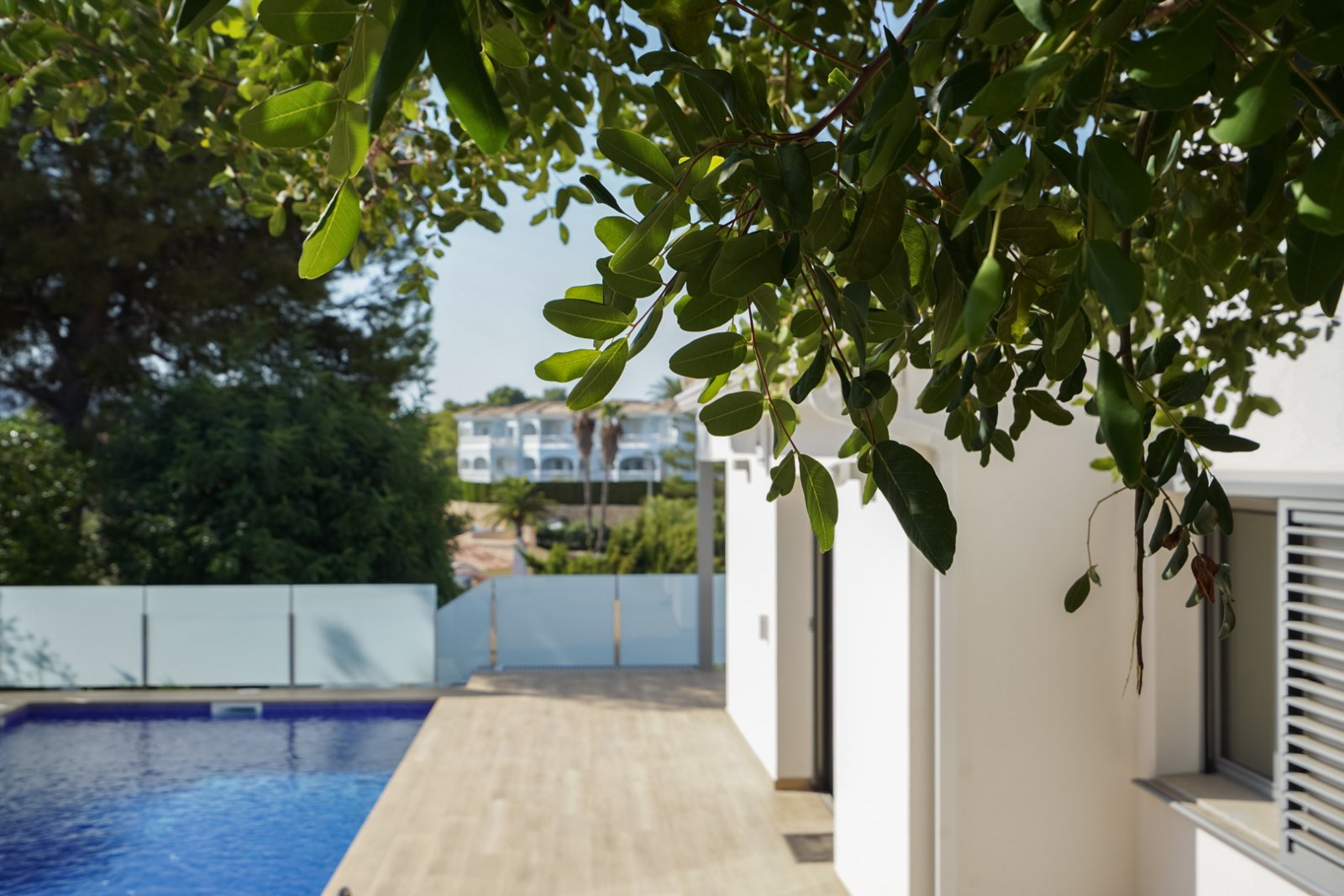 C4XY4581BEN Moderne Villa zum Verkauf in La Fustera Benissa