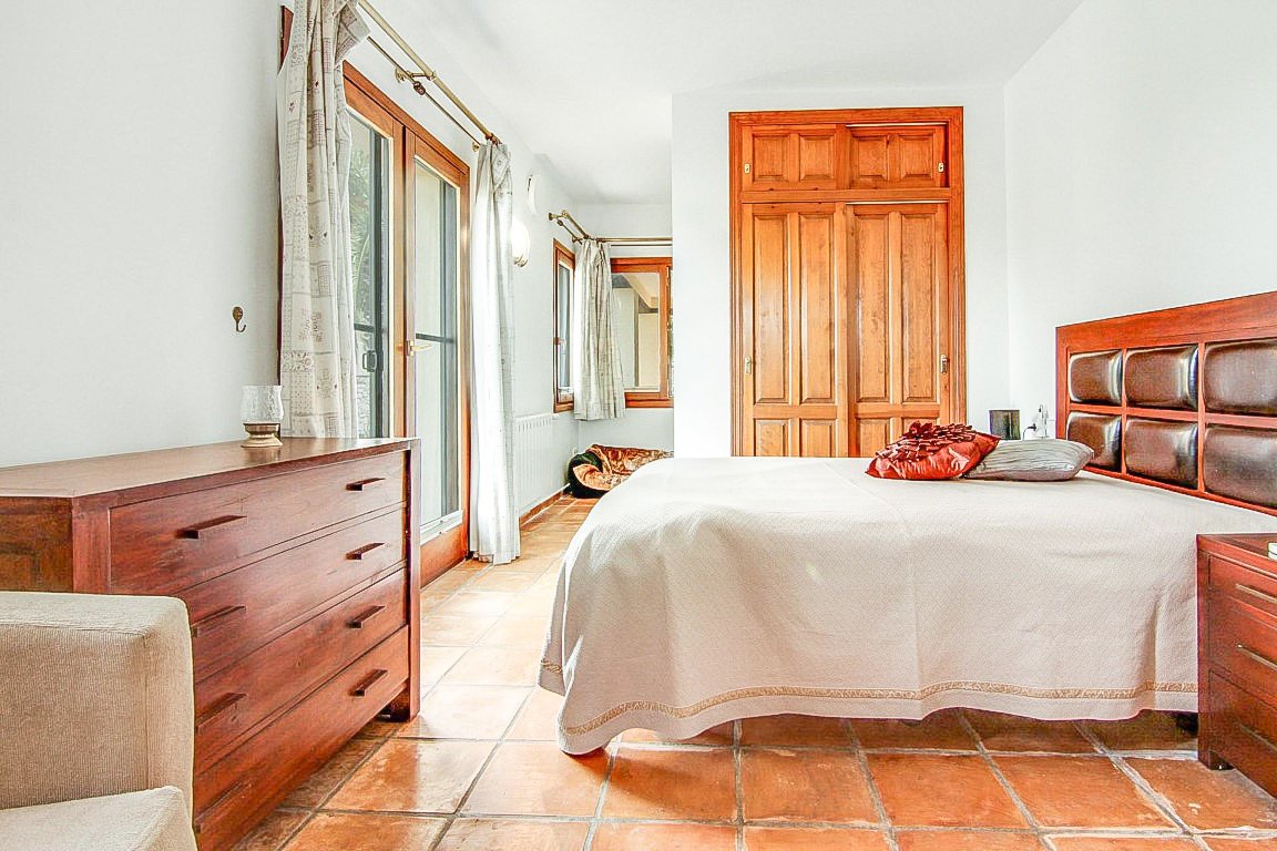 6415BEN Schöne geräumige Finca mit Paromic Blick zum Verkauf in Benissa