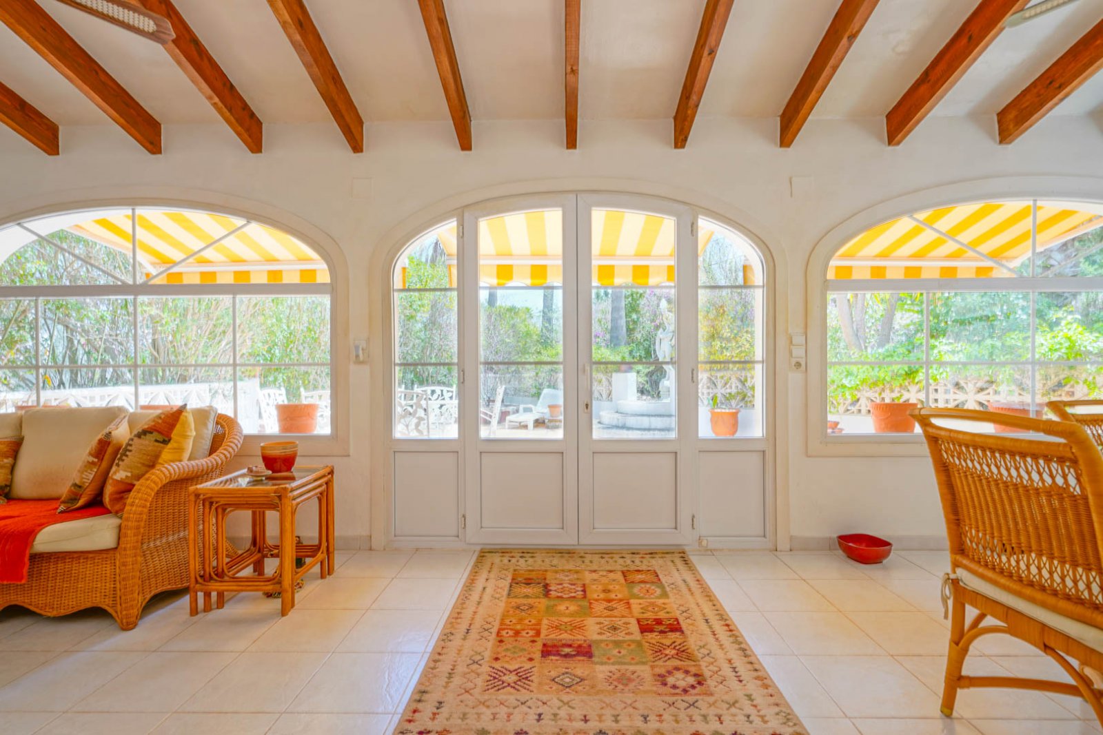 4396JAV Traditionelle Villa mit Gästehaus zu verkaufen in Jávea