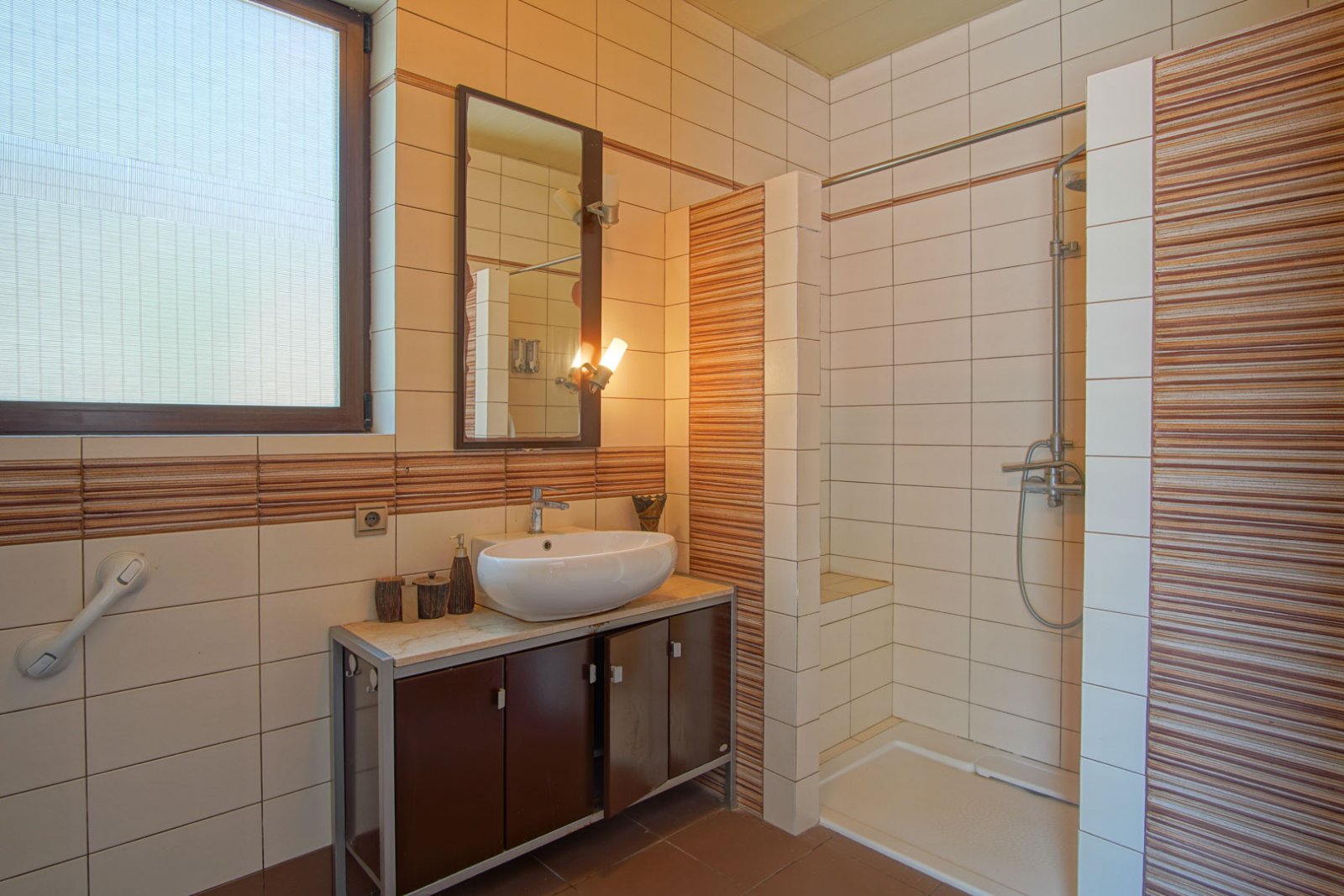 C4XY8285DEN Villa mit Meerblick, Gästeapartment und großem Grundstück zu verkaufen in Las Rotas, Denia.