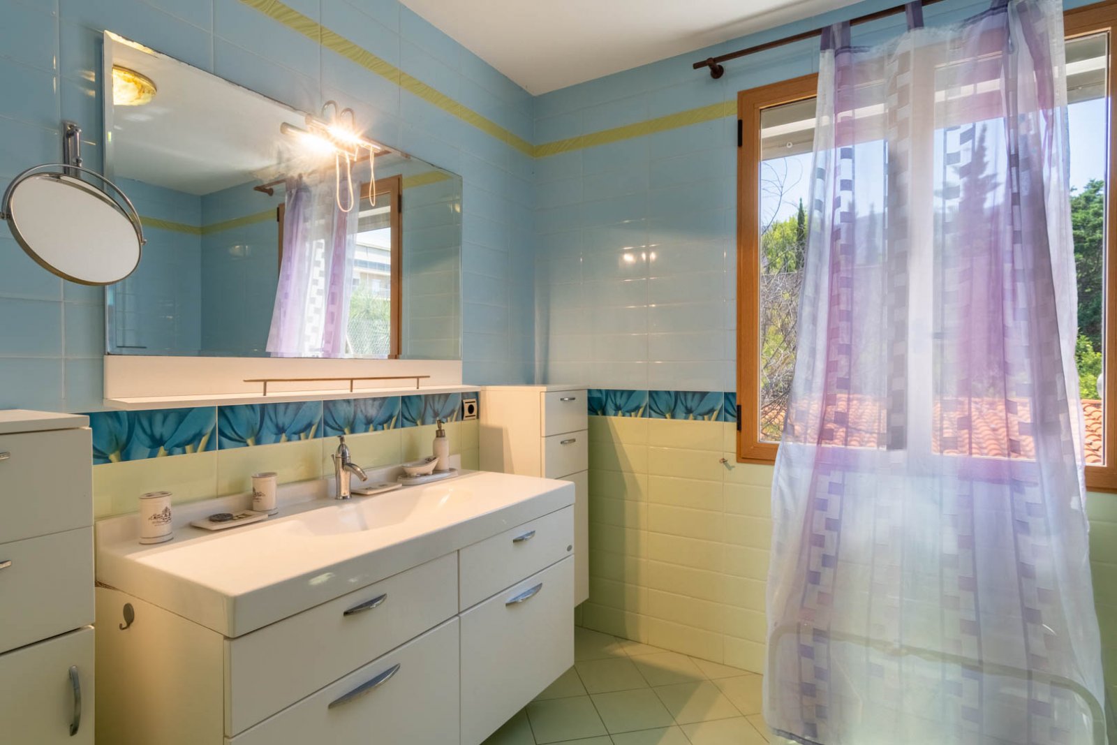 C4XY8285DEN Villa mit Meerblick, Gästeapartment und großem Grundstück zu verkaufen in Las Rotas, Denia.