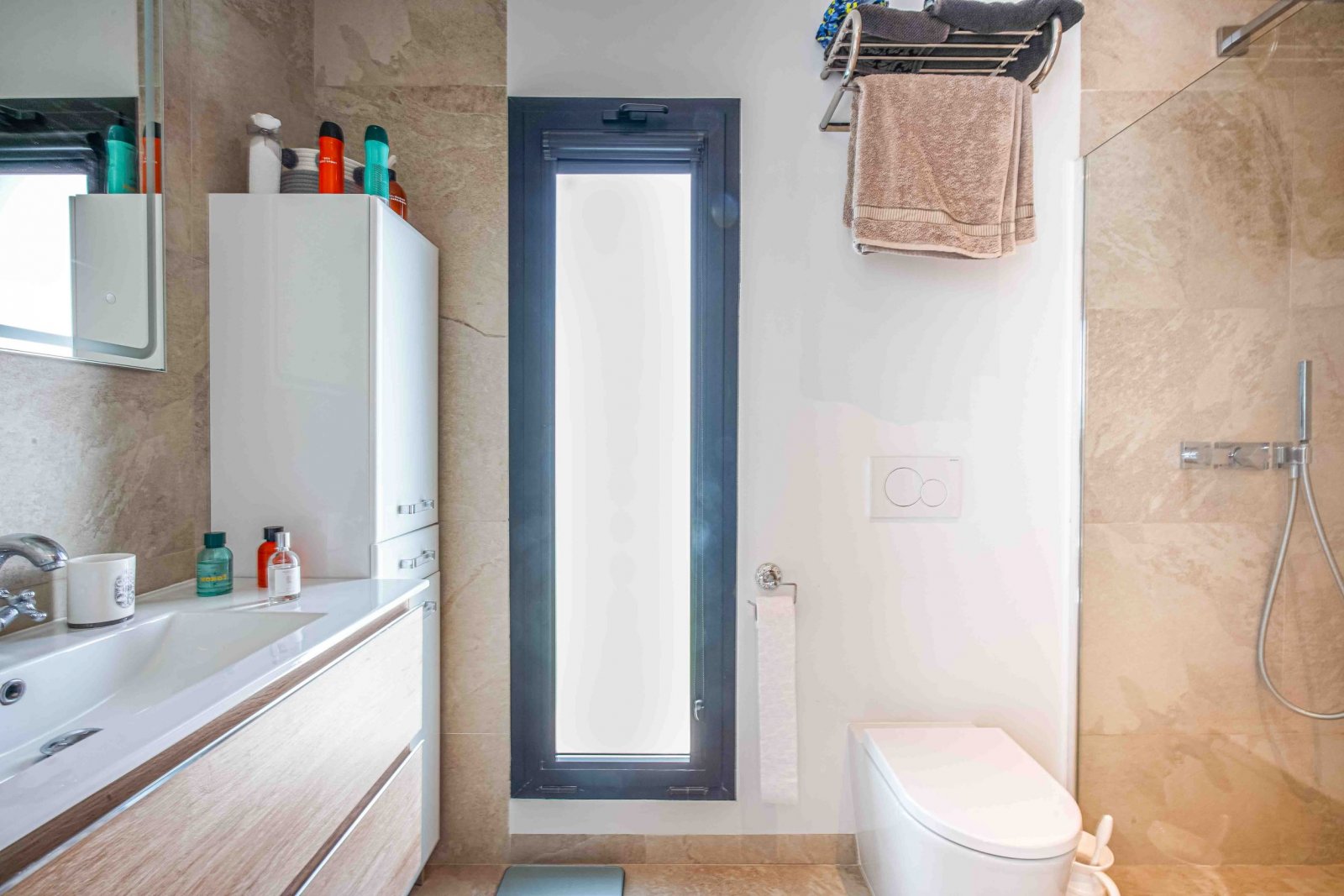 4117FIN Moderne Villa in Finestrat zu verkaufen