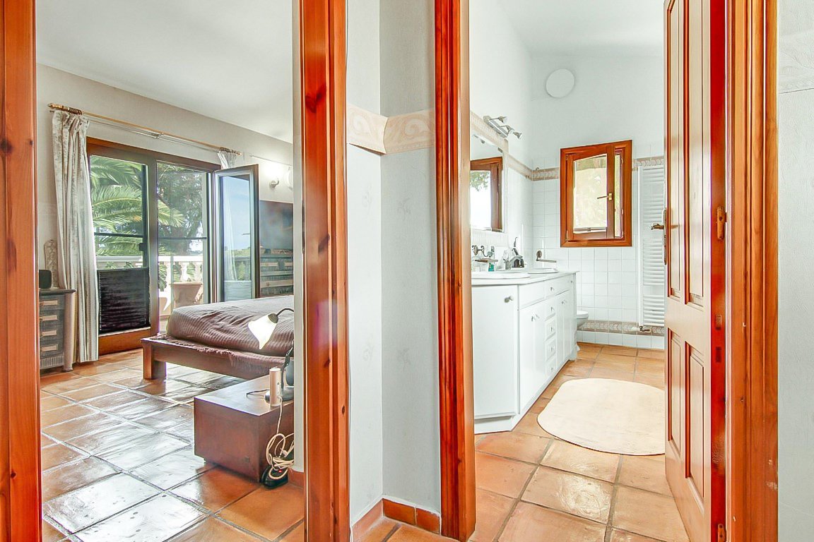 6415BEN Schöne geräumige Finca mit Paromic Blick zum Verkauf in Benissa