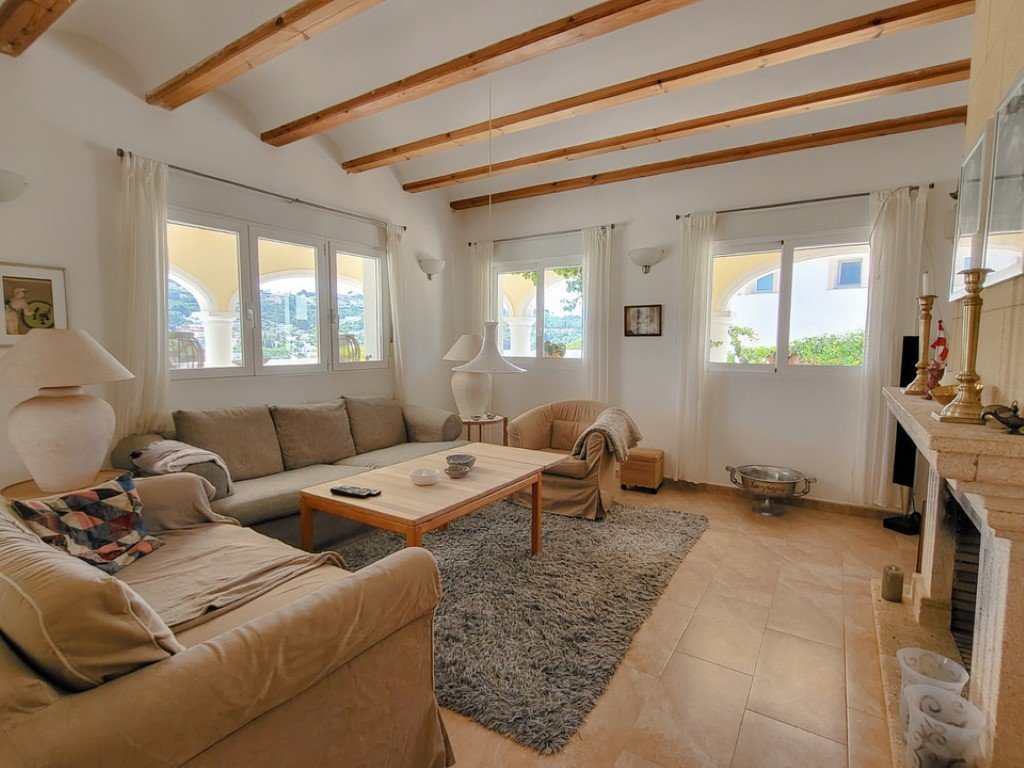 6440MOR Traditionelle spanische Villa zum Verkauf in Moraira