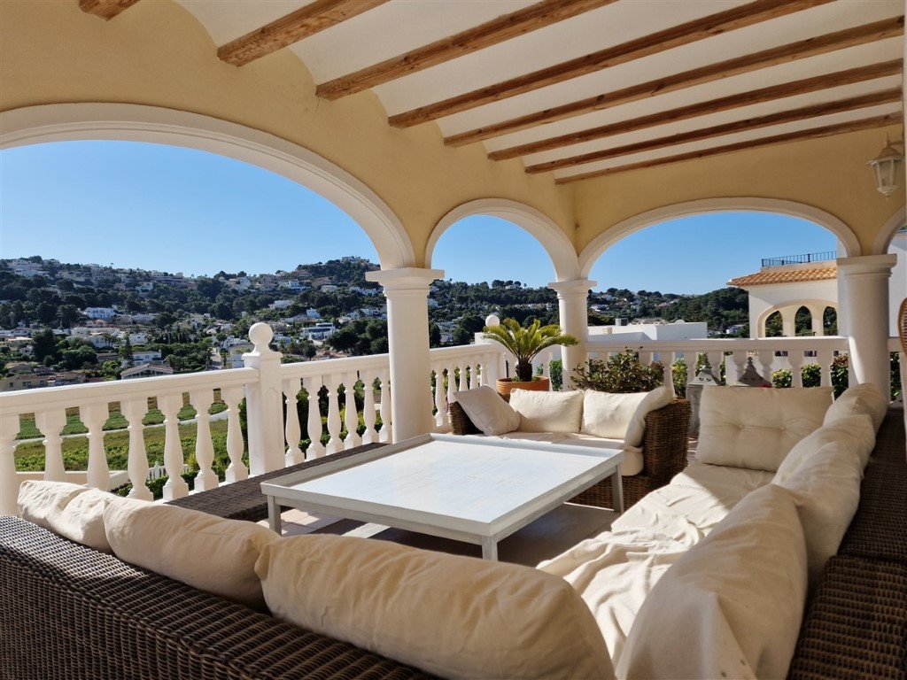 6440MOR Traditionelle spanische Villa zum Verkauf in Moraira