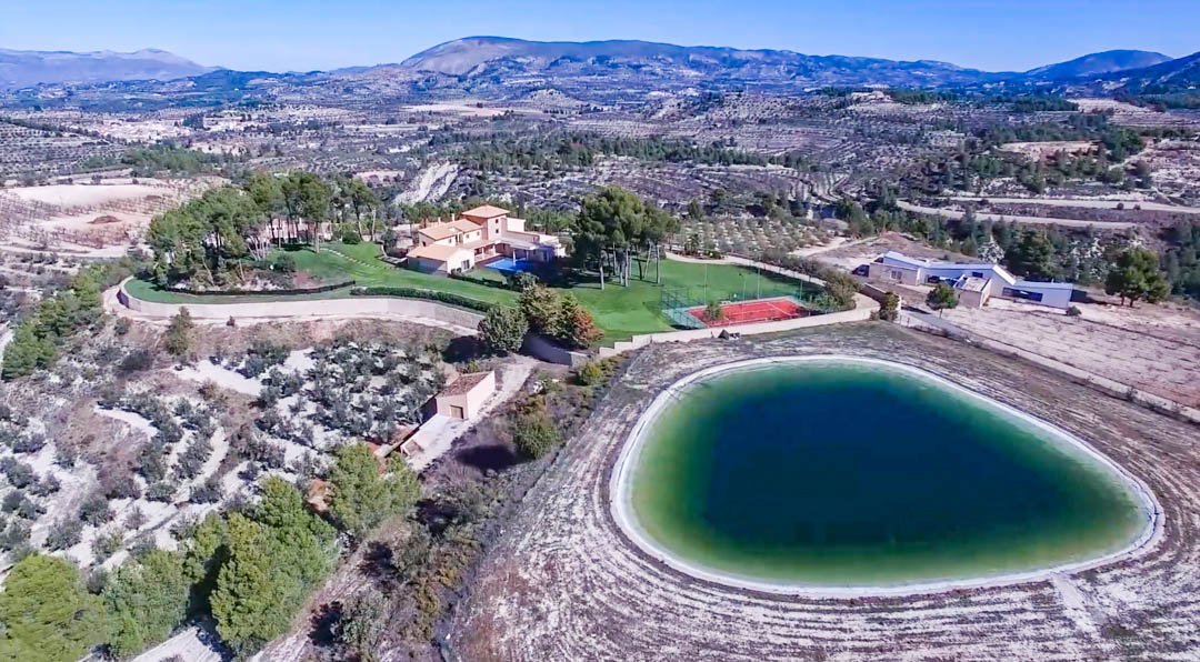 7010PEN Schöne Neubau-Finca in Penáguila zu verkaufen