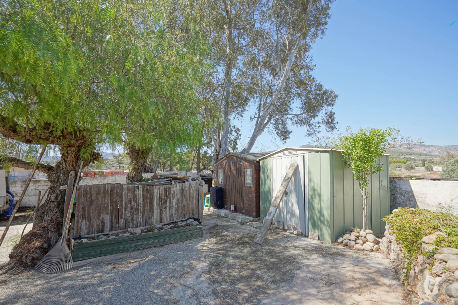 C3XY4395JAV Traditionelle Villa auf flachem Grundstück mit Gewerbeerlaubnis zum Verkauf in Jávea