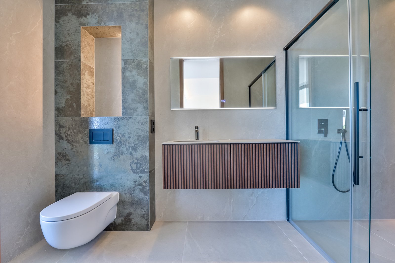 4405ALT Fantastische Neubauvilla mit Meerblick zum Verkauf in Altea