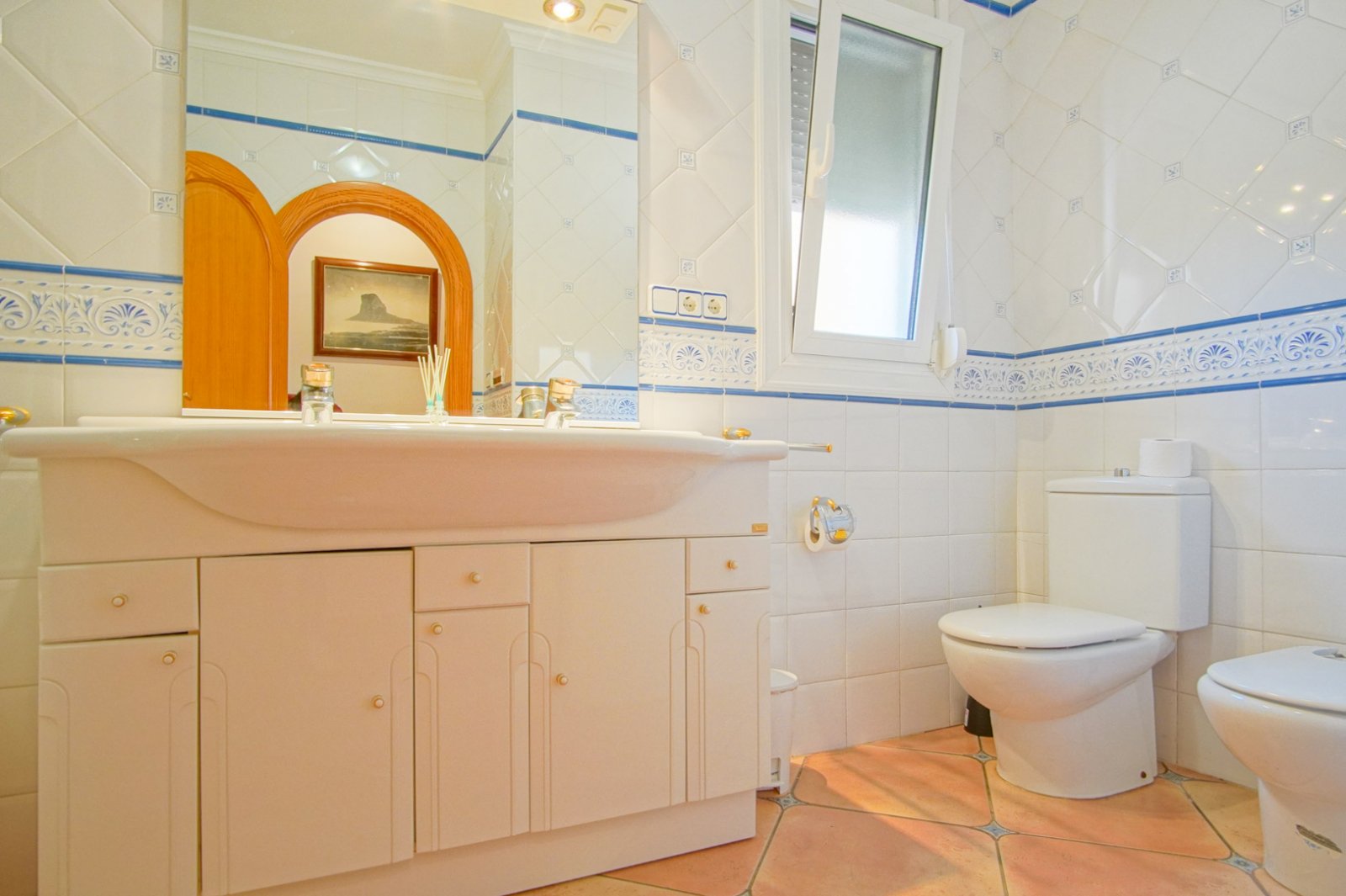 C3XY4422BEN Sehr große Villa mit 3 Gästehäusern auf 11.000 m2 zum Verkauf in Benissa