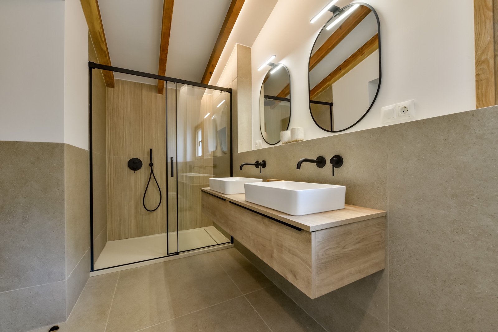 4511ALT Schöne renovierte 5-Schlafzimmer-Villa zum Verkauf in Altea