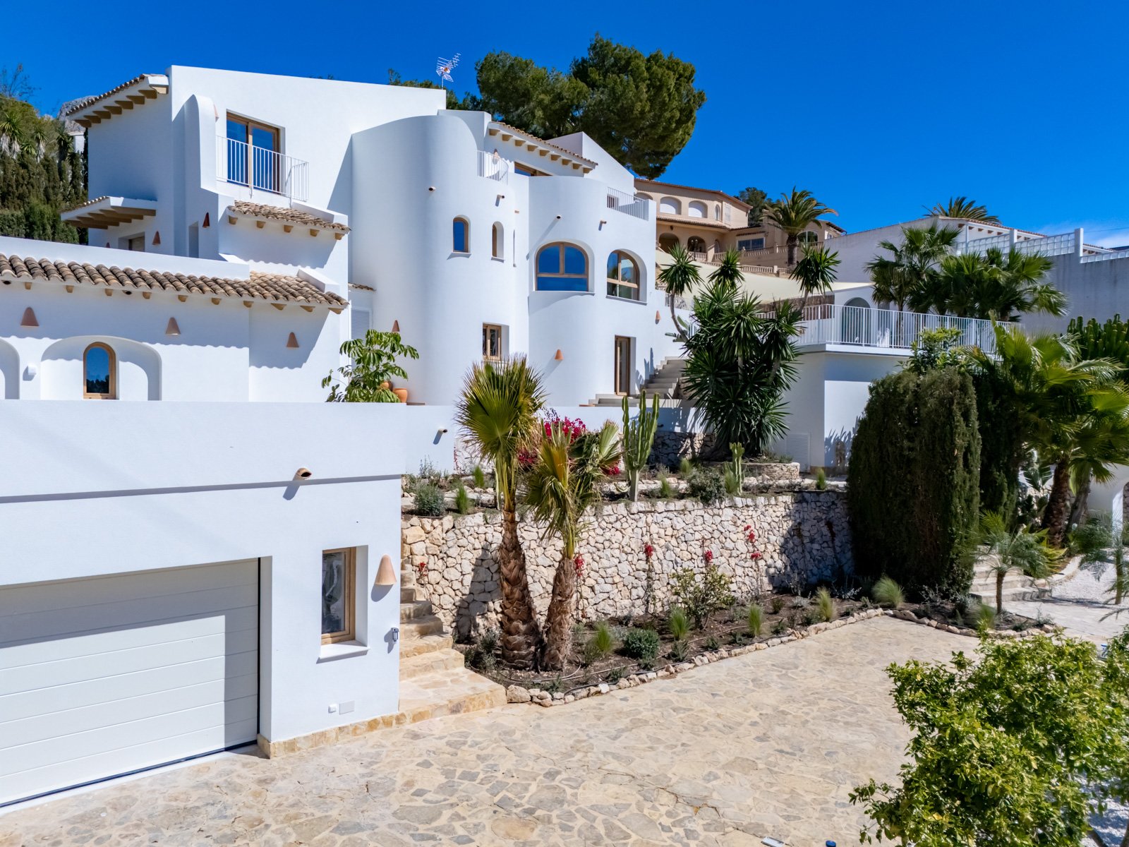 4511ALT Schöne renovierte 5-Schlafzimmer-Villa zum Verkauf in Altea