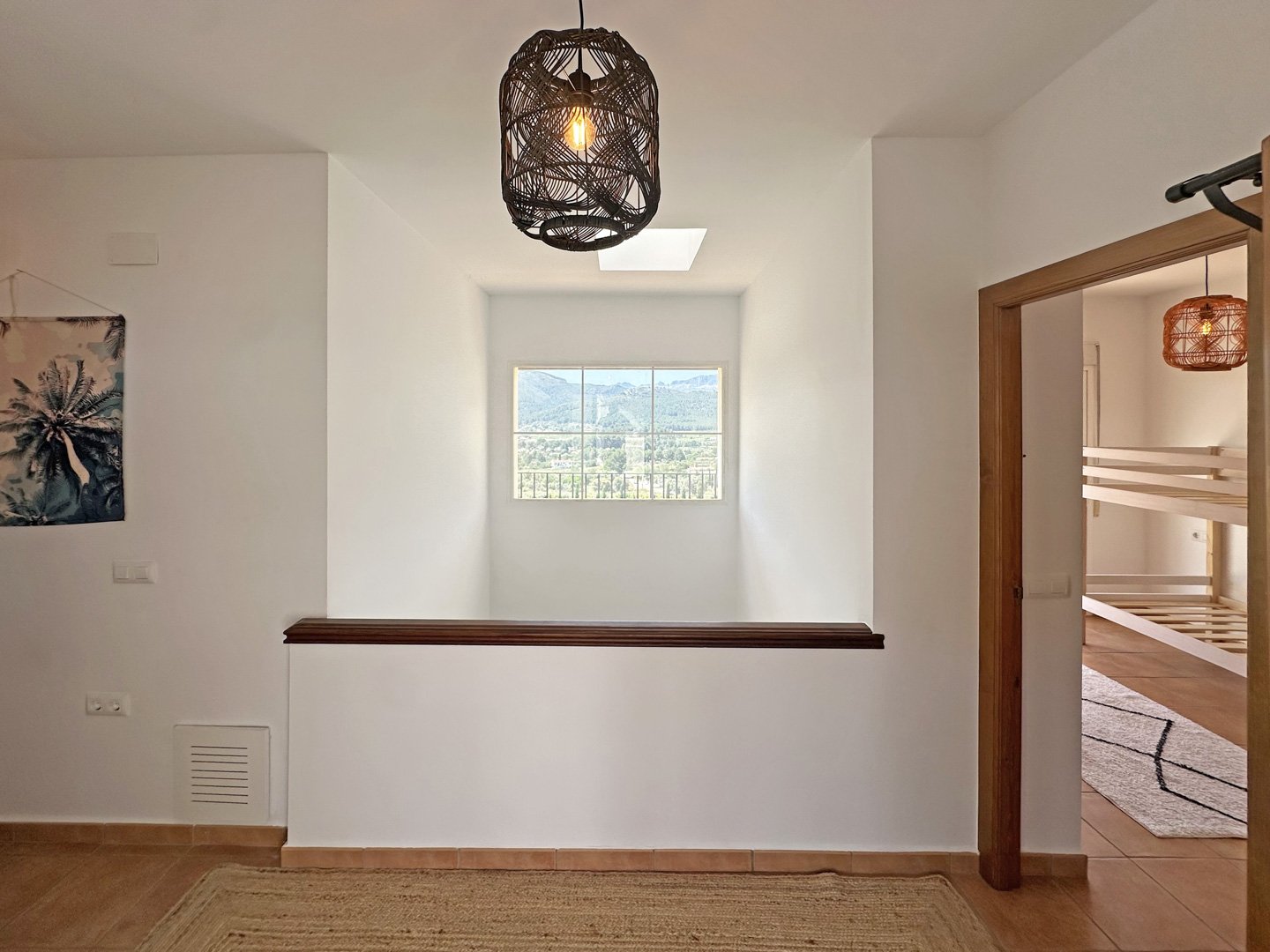 C4XY4536JAL Renovierte Villa zum Verkauf mit Panoramablick auf das Tal im Valle del Paraíso