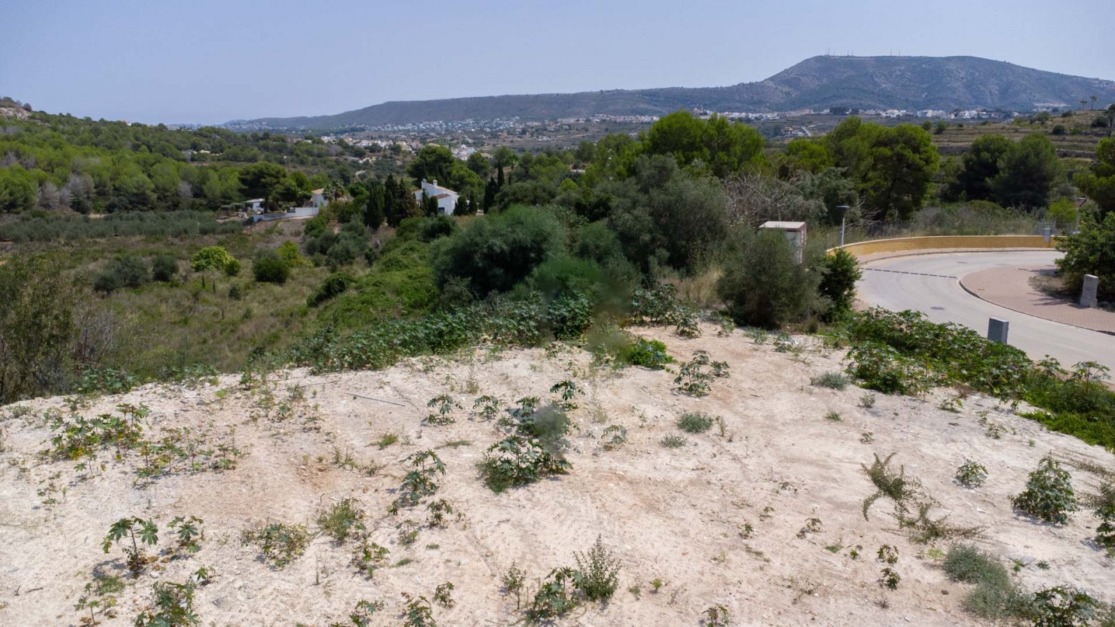 4557BELL Flaches Baugrundstück mit freiem Blick zum Verkauf in Racó de Nadal, Benitachell