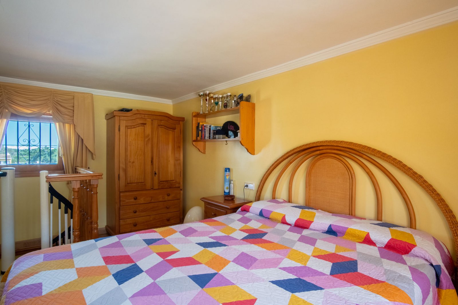 8291DEN Doppelhaushälfte zum Verkauf in La Pedrera, Dénia, nur einen Steinwurf vom Zentrum entfernt.