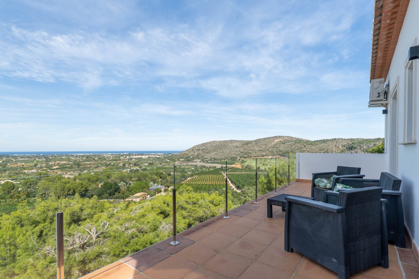 C4XY8309SEL Mediterrane Villa mit Panoramablick auf das Meer zum Verkauf in La Sella, Pedreguer.