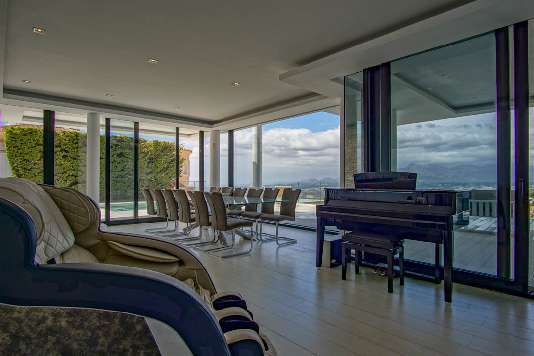 7056ALT Moderne Villa mit Berg- und Meerblick in Altea Hills zu verkaufen