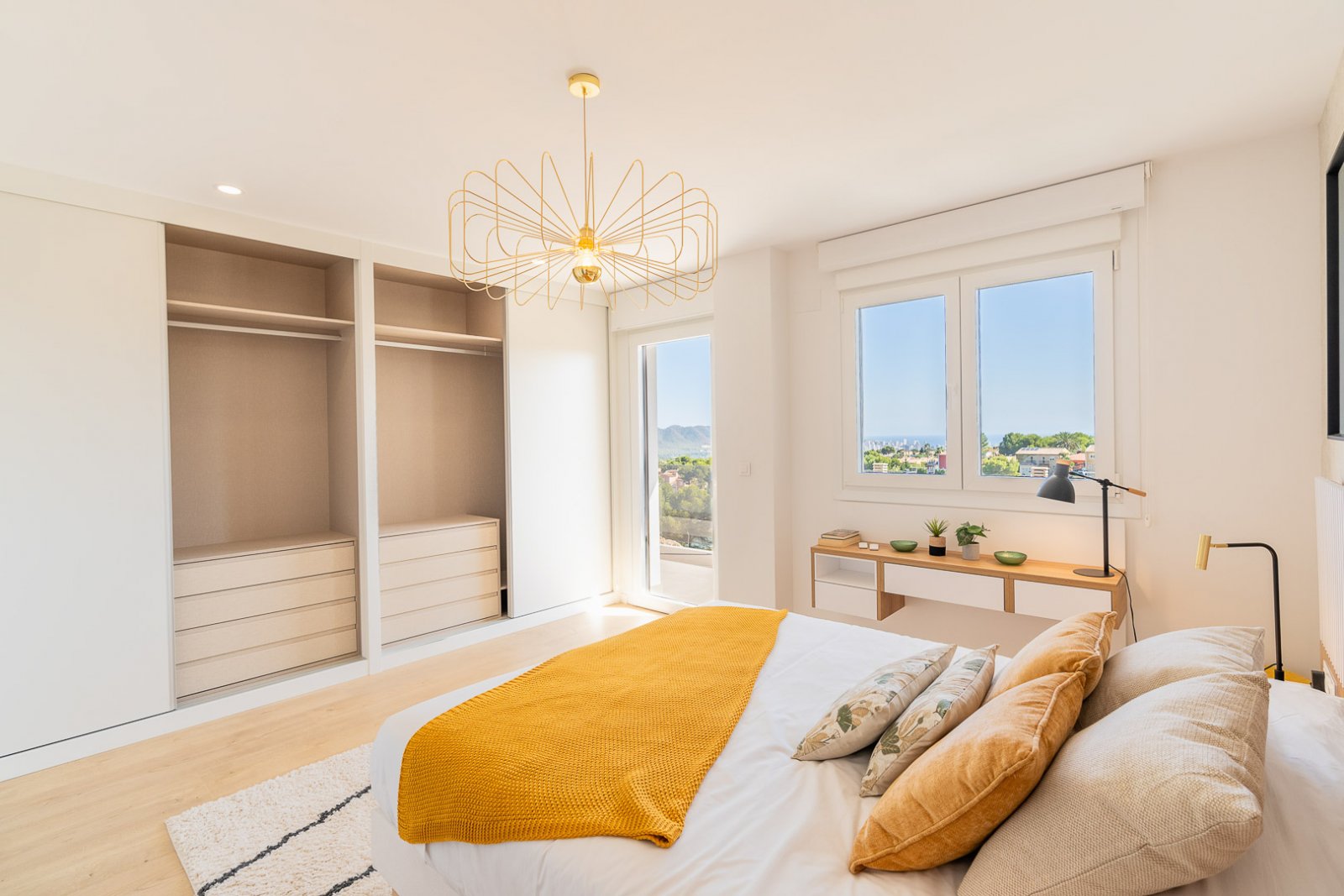 8237NUC Neubau-Doppelhaushälften mit Panoramablick auf das Meer zum Verkauf in La Nucía.