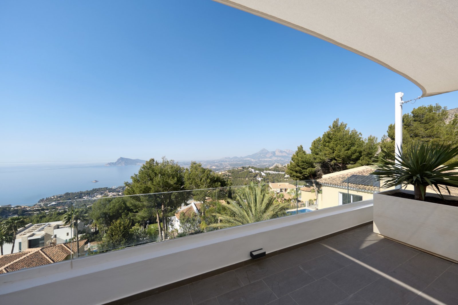 4506ALT Luxusvilla mit Meerblick zum Verkauf in Altea Hills