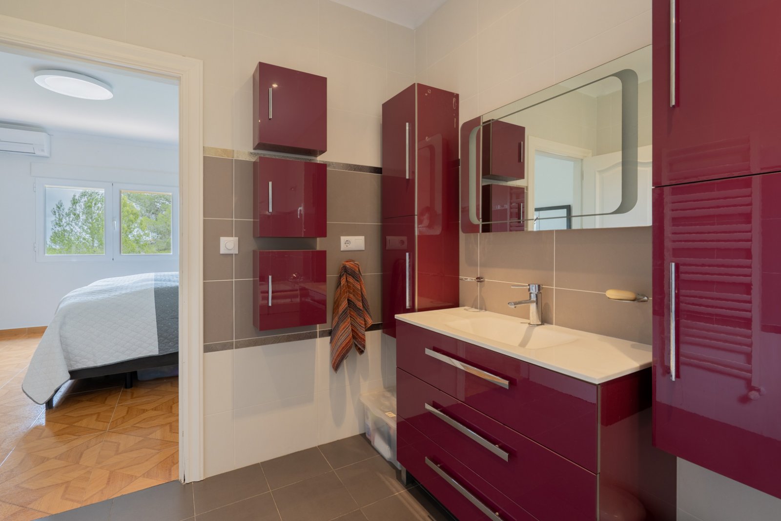 4523GAT Geräumige Villa auf großem Grundstück zum Verkauf in Gata de Gorgos