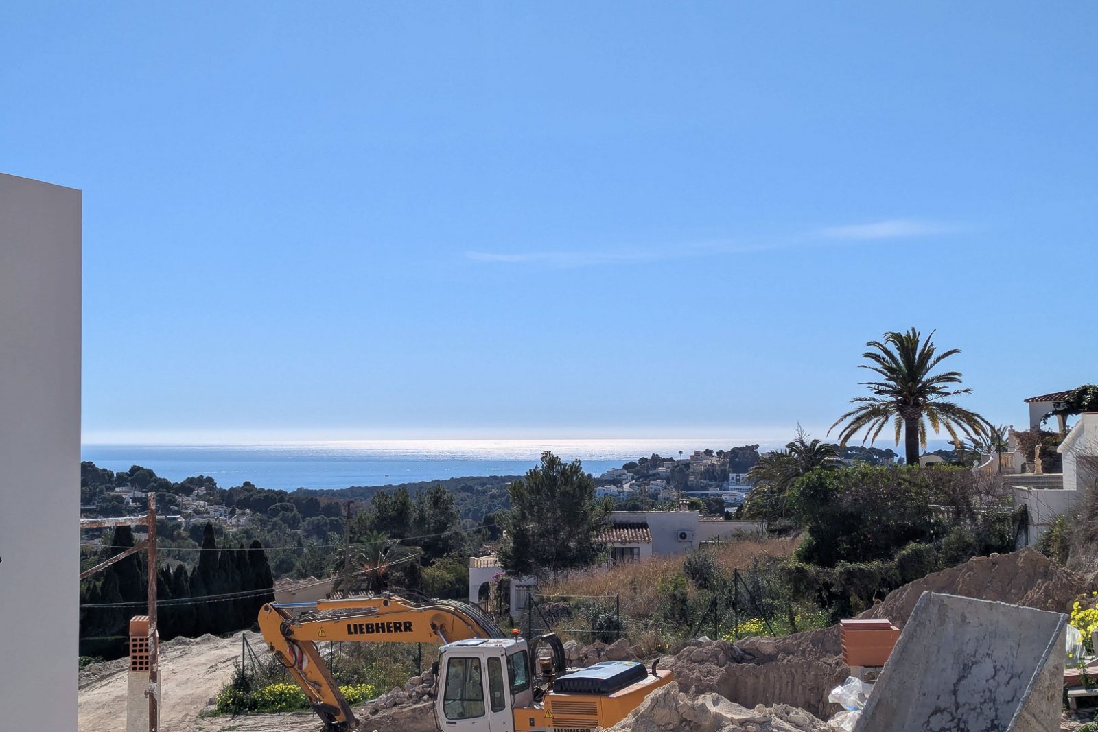 8114MOR Neubauvilla im Bau mit Panoramablick auf das Meer zum Verkauf in Moraira.