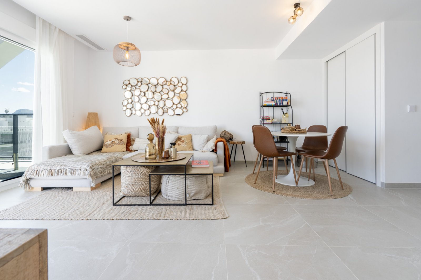 4502DEN Fantastisches modernes Penthouse direkt am Strand zu verkaufen in Denia