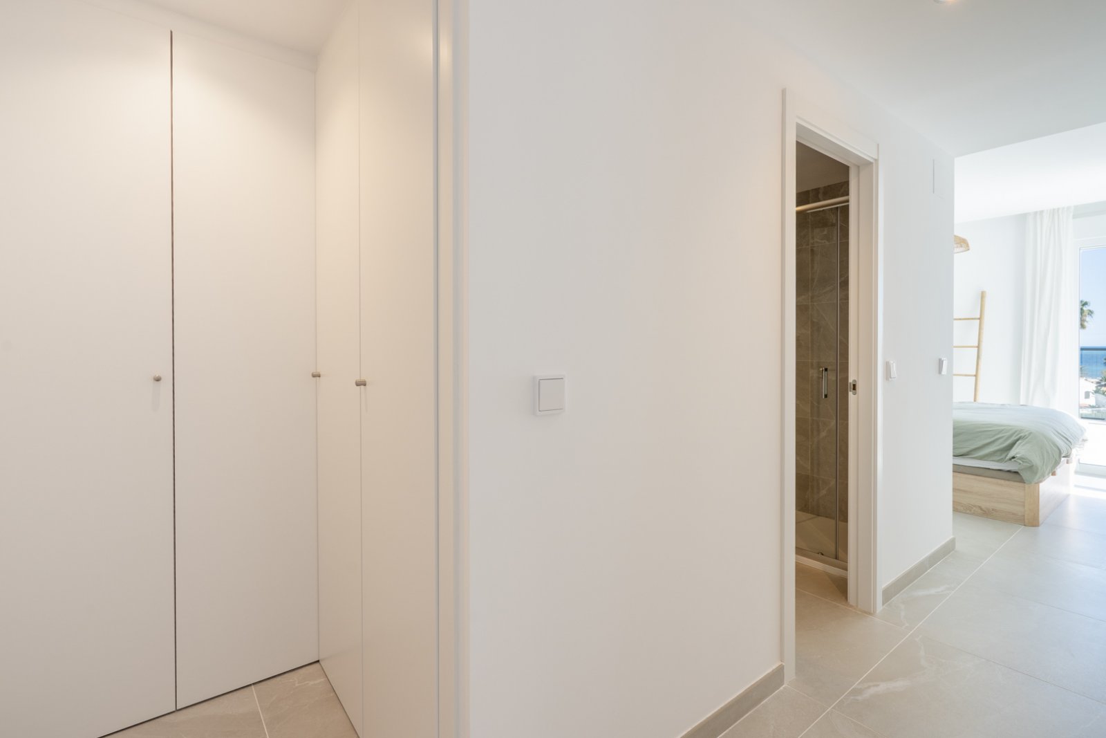 4502DEN Fantastisches modernes Penthouse direkt am Strand zu verkaufen in Denia