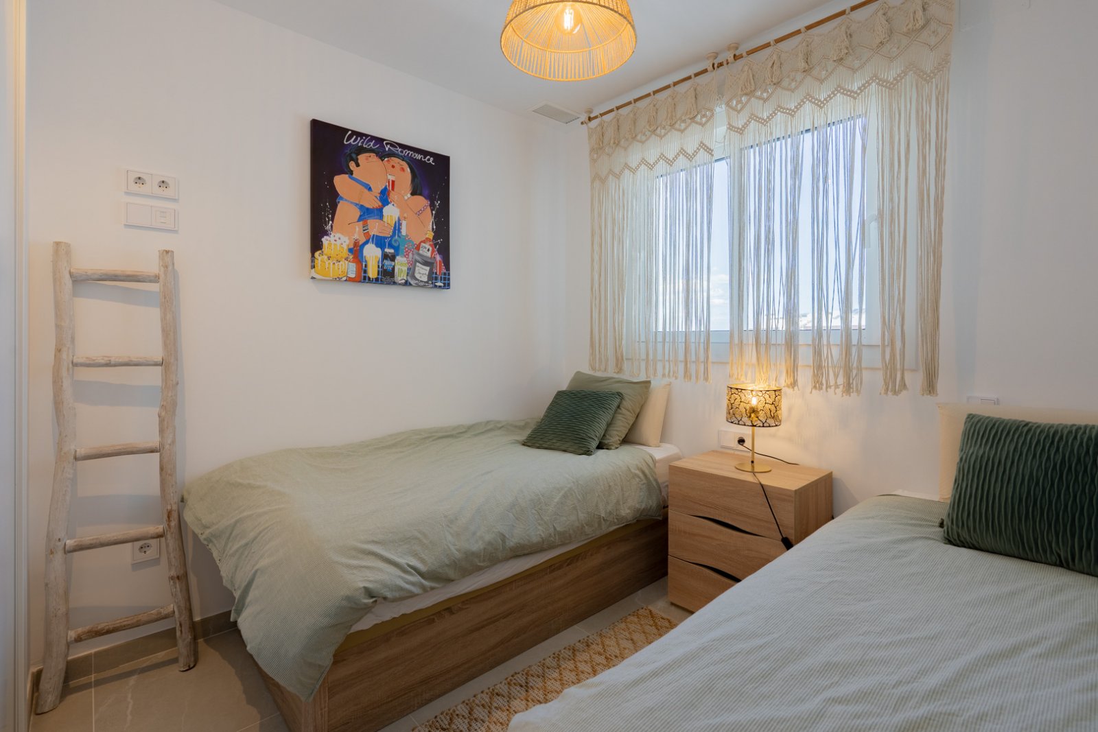 4502DEN Fantastisches modernes Penthouse direkt am Strand zu verkaufen in Denia