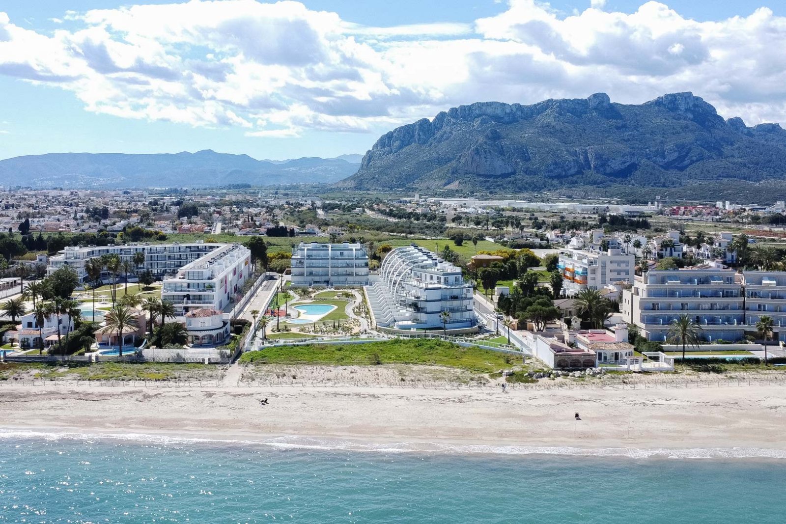 4502DEN Fantastisches modernes Penthouse direkt am Strand zu verkaufen in Denia