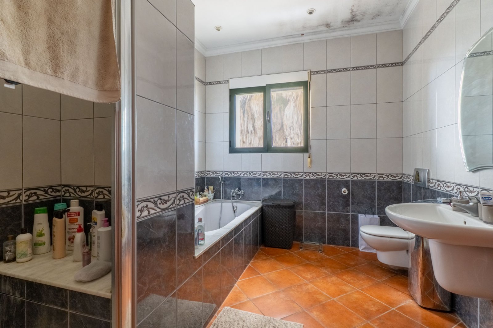 C4XY8310OND Herrenhaus zum Verkauf in Ondara.