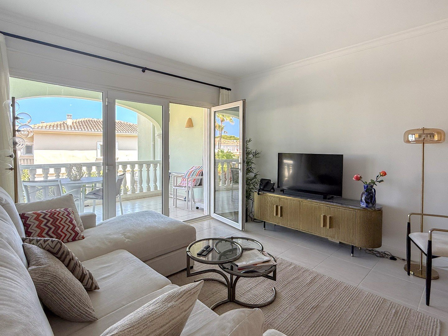 4555BEN Wohnung zum Verkauf in einer Luxus-Urbanisation in La Fustera, Benissa