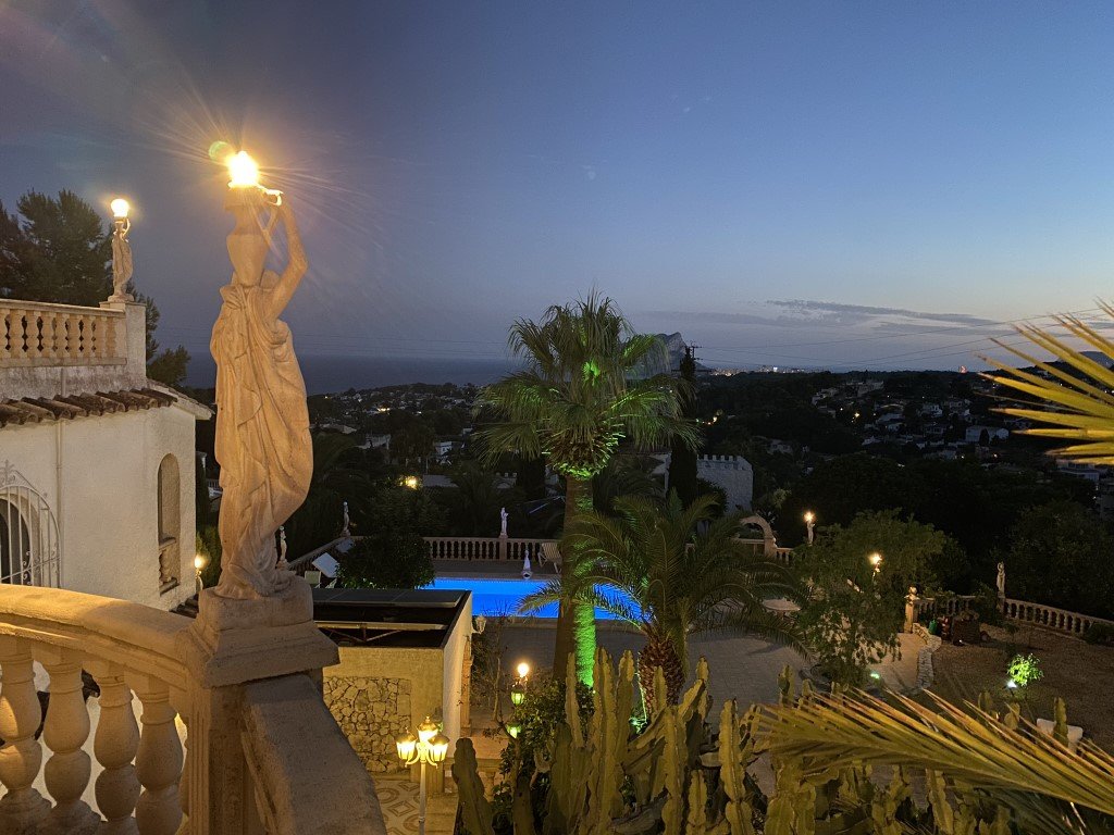 C3XY6446BEN Geräumige traditionelle spanische Villa mit Meerblick zum Verkauf in Benissa