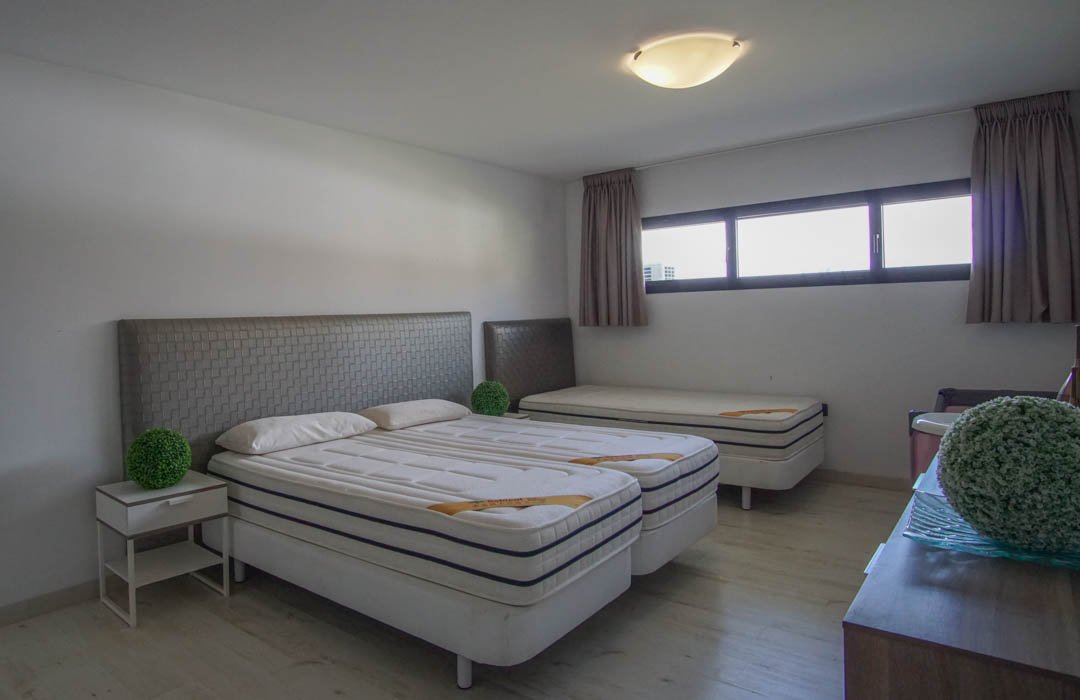 7056ALT Moderne Villa mit Berg- und Meerblick in Altea Hills zu verkaufen