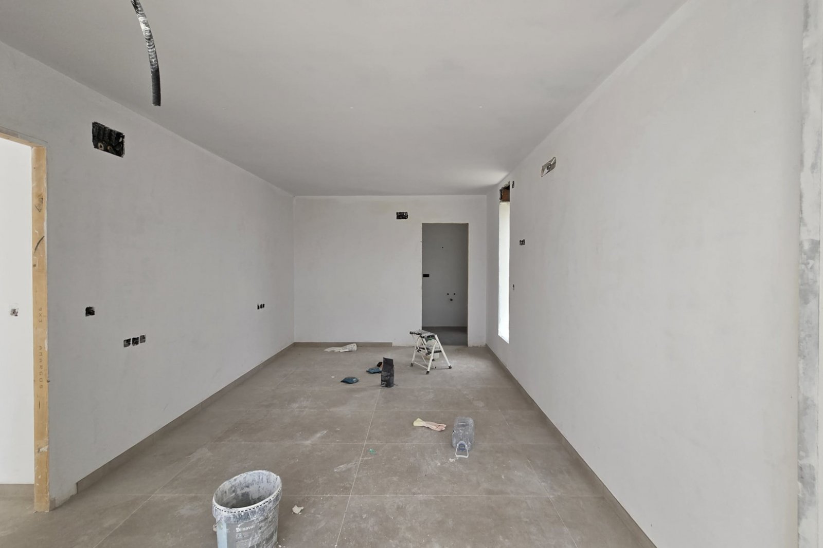 8288VER Moderne Villa im Bau in Meeresnähe zum Verkauf in Vergel.