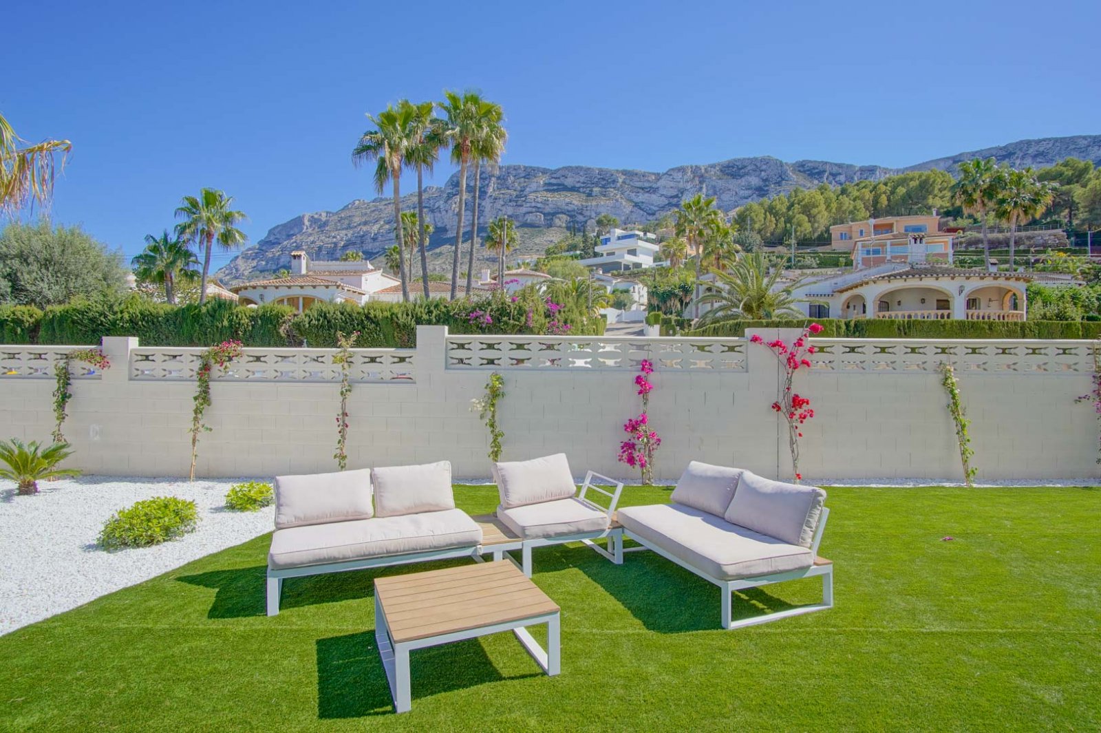 C4XY8170DEN Erdgeschosswohnung im Bau mit großem Garten und Bergblick in Zentrumsnähe zu verkaufen in Denia