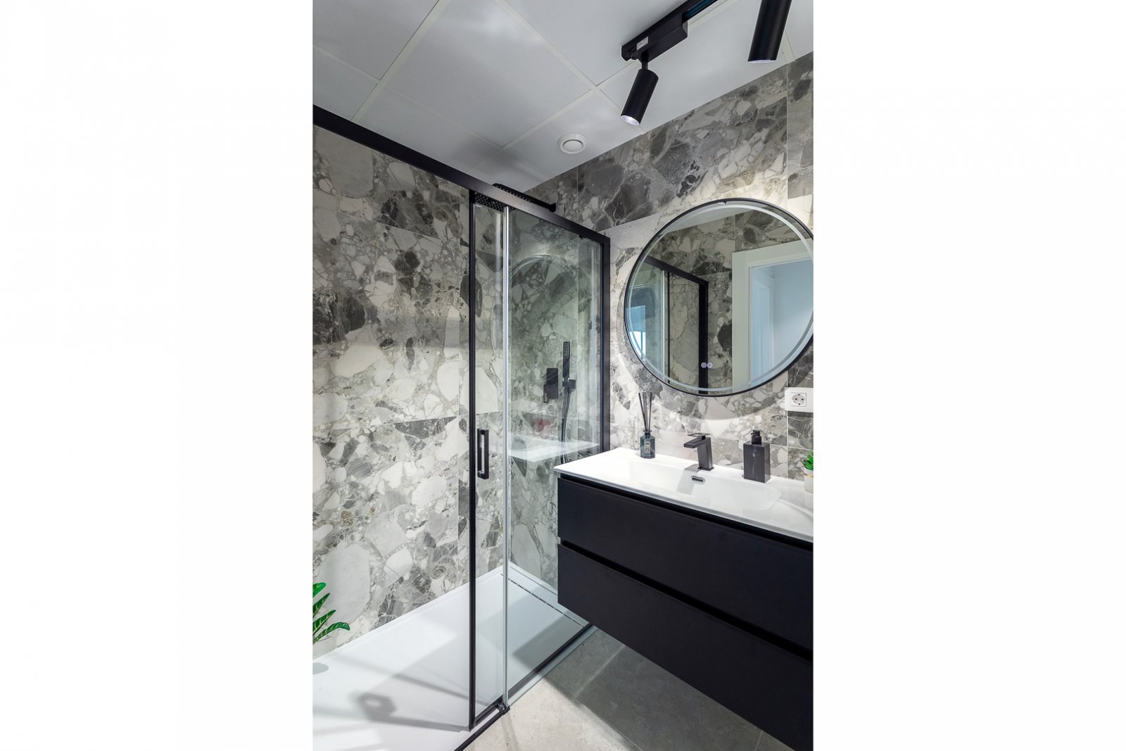 8227FIN Projekt von modernen Wohnungen im Bau mit Meerblick zum Verkauf in Finestrat