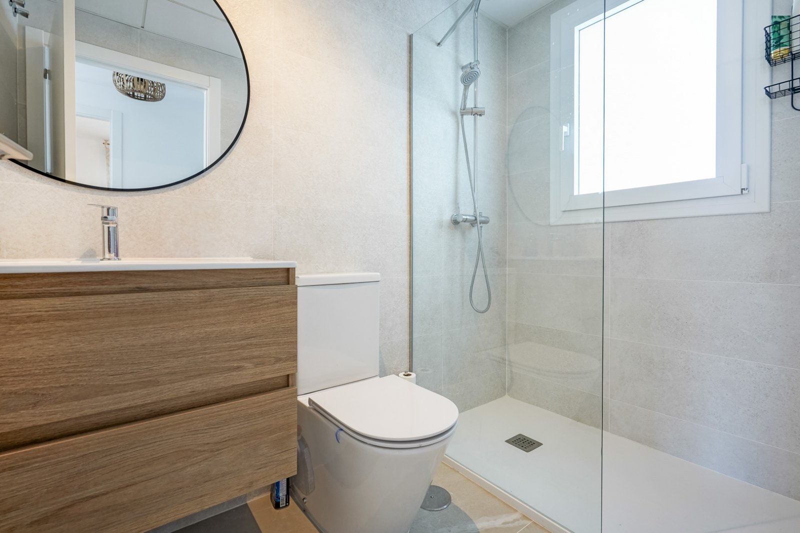 4502DEN Fantastisches modernes Penthouse direkt am Strand zu verkaufen in Denia