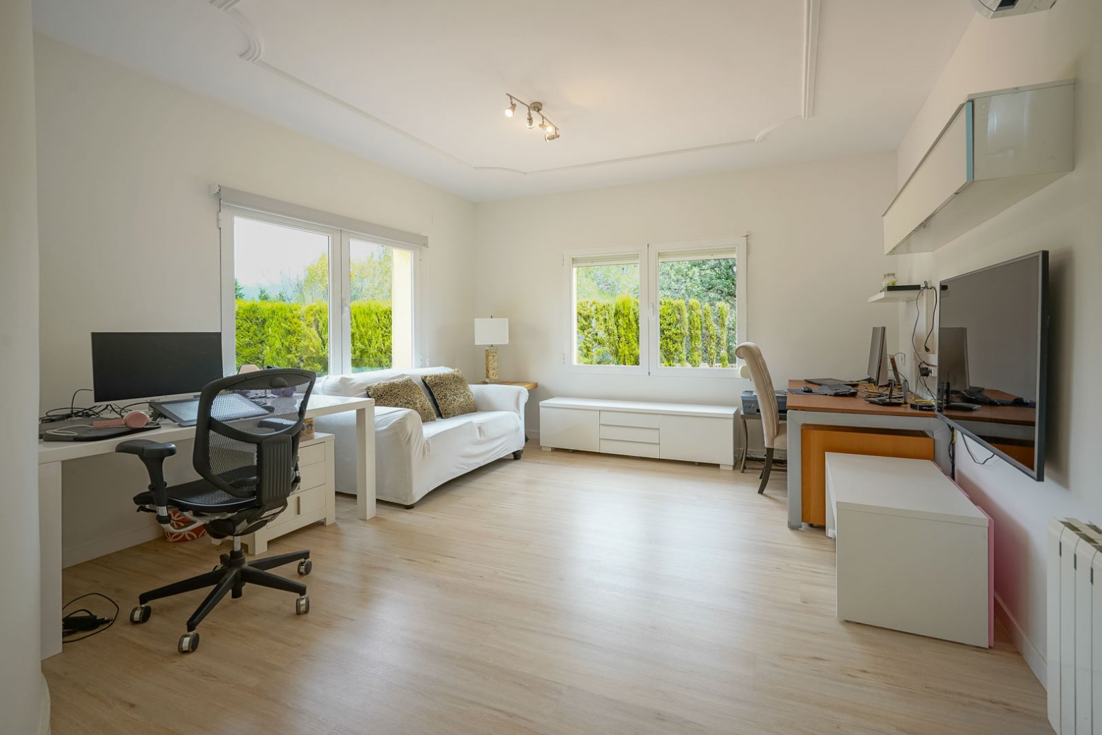 4523GAT Geräumige Villa auf großem Grundstück zum Verkauf in Gata de Gorgos