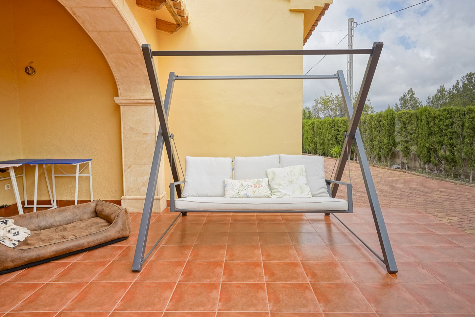 4523GAT Geräumige Villa auf großem Grundstück zum Verkauf in Gata de Gorgos