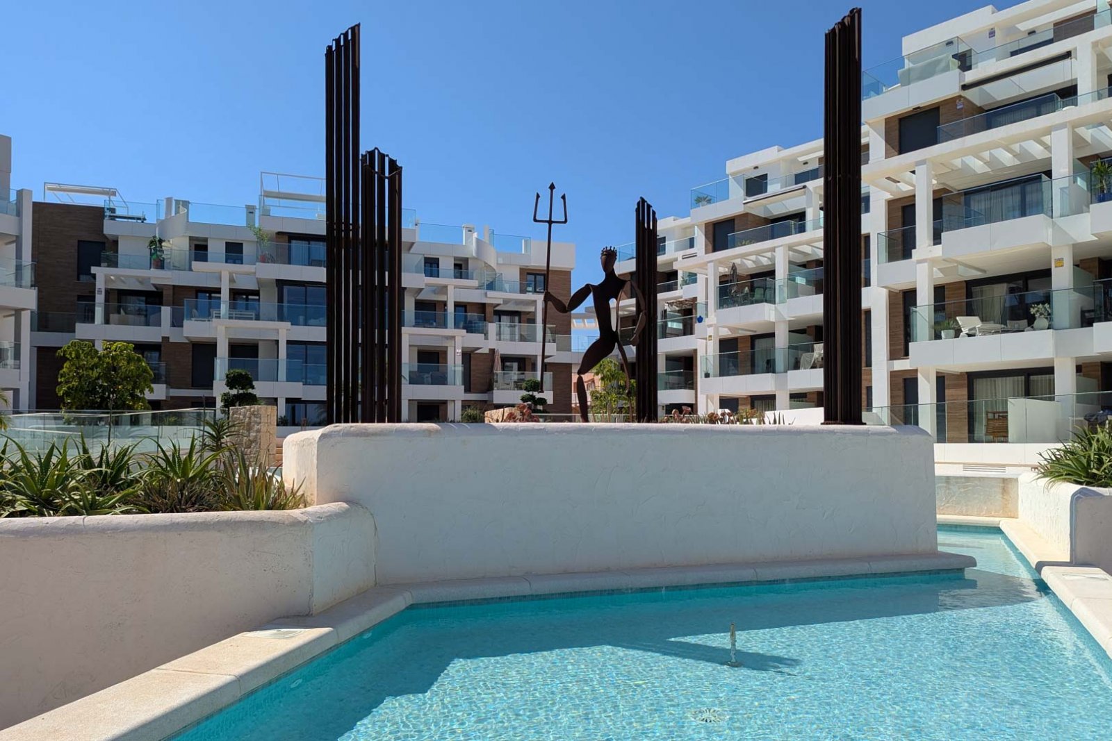 8297DEN Penthouse mit großer Terrasse, in erster Linie mit Meer- und Bergblick, zu verkaufen in Denia.