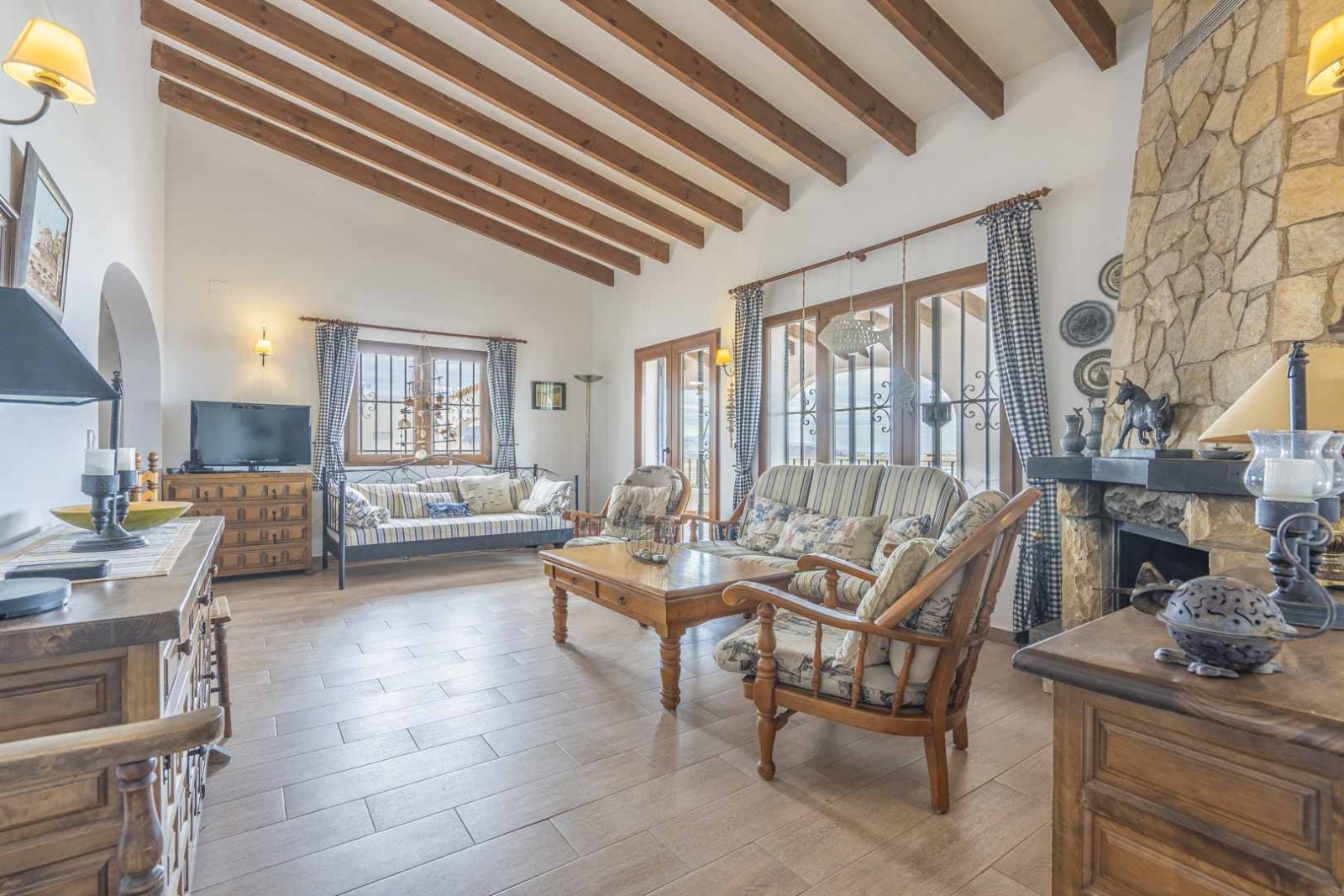 4336PEG Große Villa mit Gästehaus in Monte Pego zu verkaufen