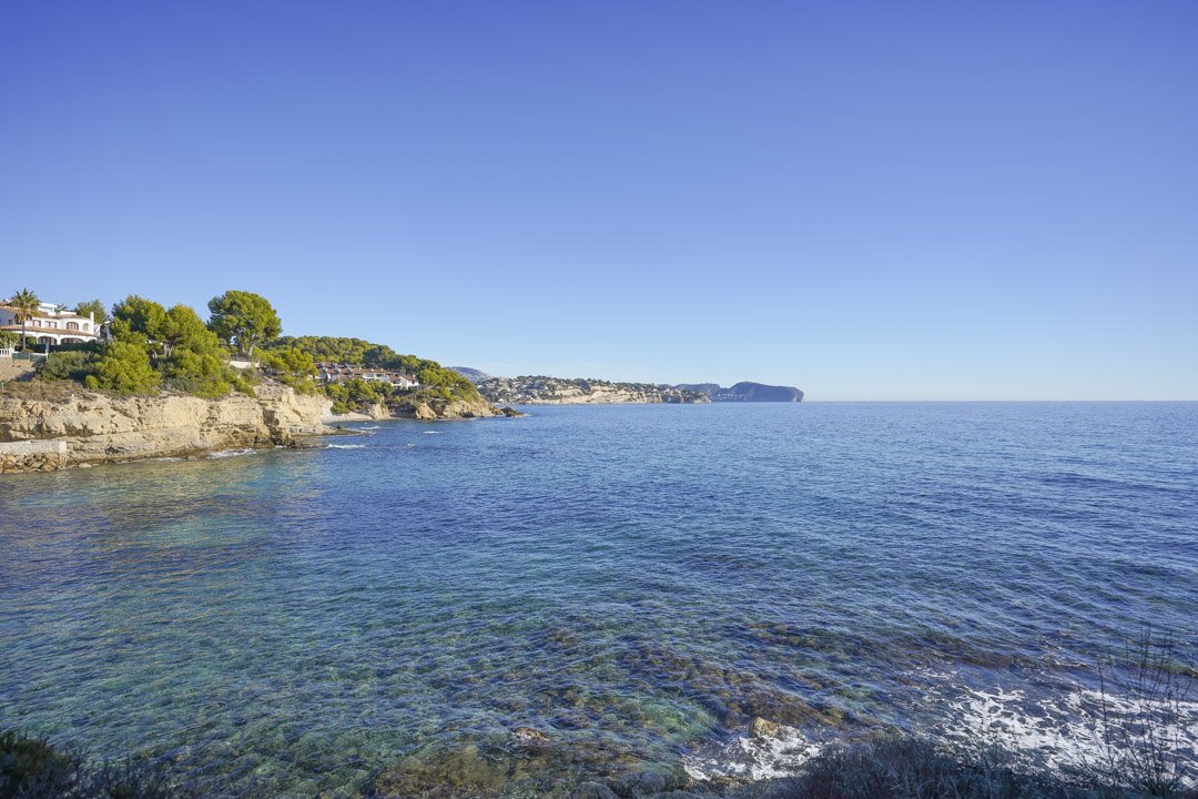 4442BEN Moderne Villa mit atemberaubendem Meerblick in Benissa zu verkaufen