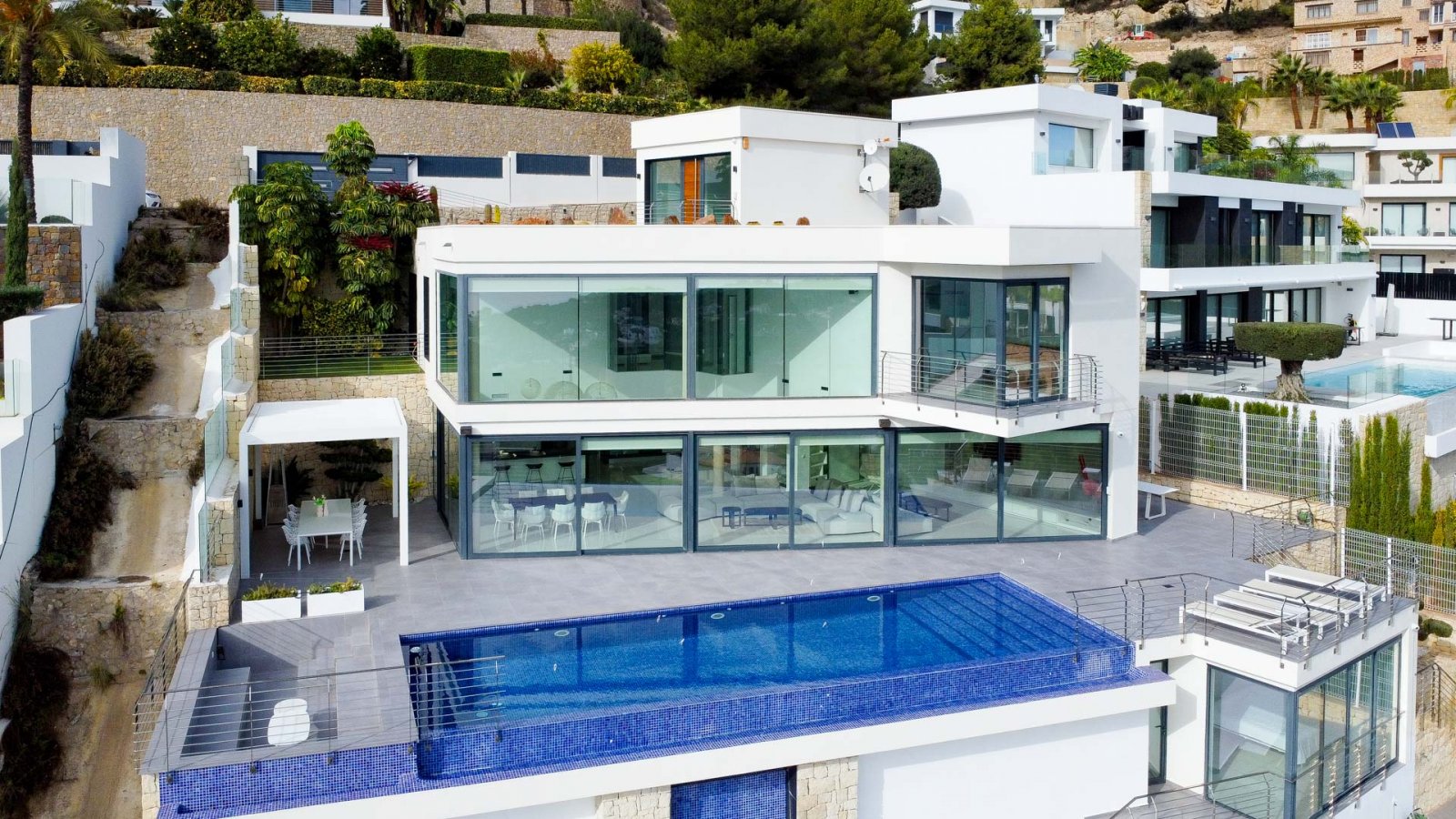 4442BEN Moderne Villa mit atemberaubendem Meerblick in Benissa zu verkaufen