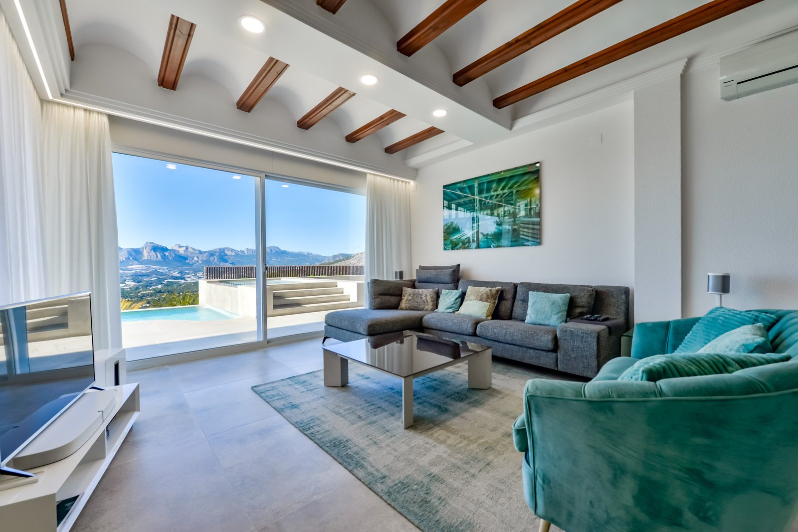 4495ALT Luxuriöse Villa mit Meerblick und geräumigem Gästehaus zum Verkauf in Sierra de Altea4495ALT Luxueuze villa met zeezicht en ruim gastenverblij