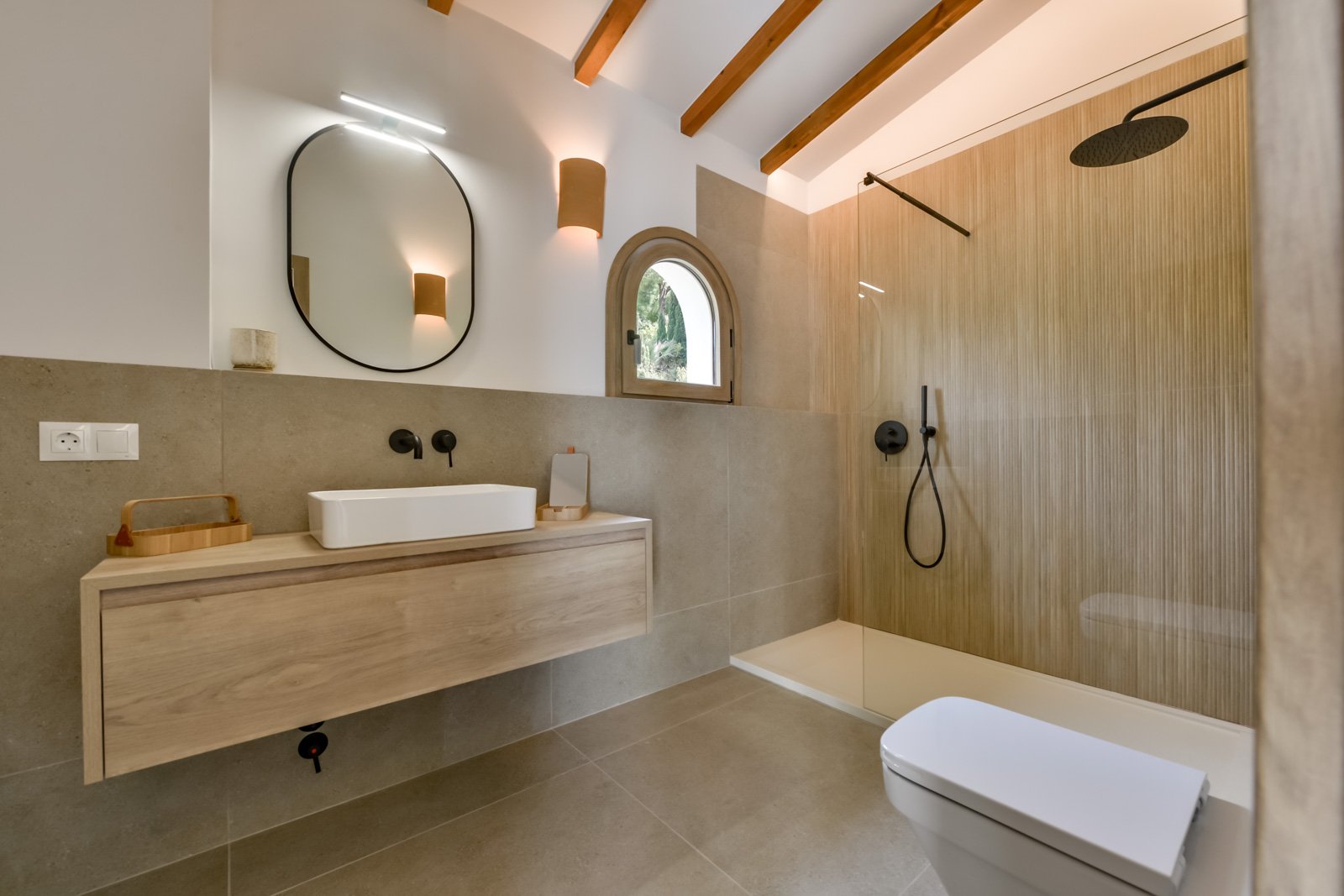 4511ALT Schöne renovierte 5-Schlafzimmer-Villa zum Verkauf in Altea