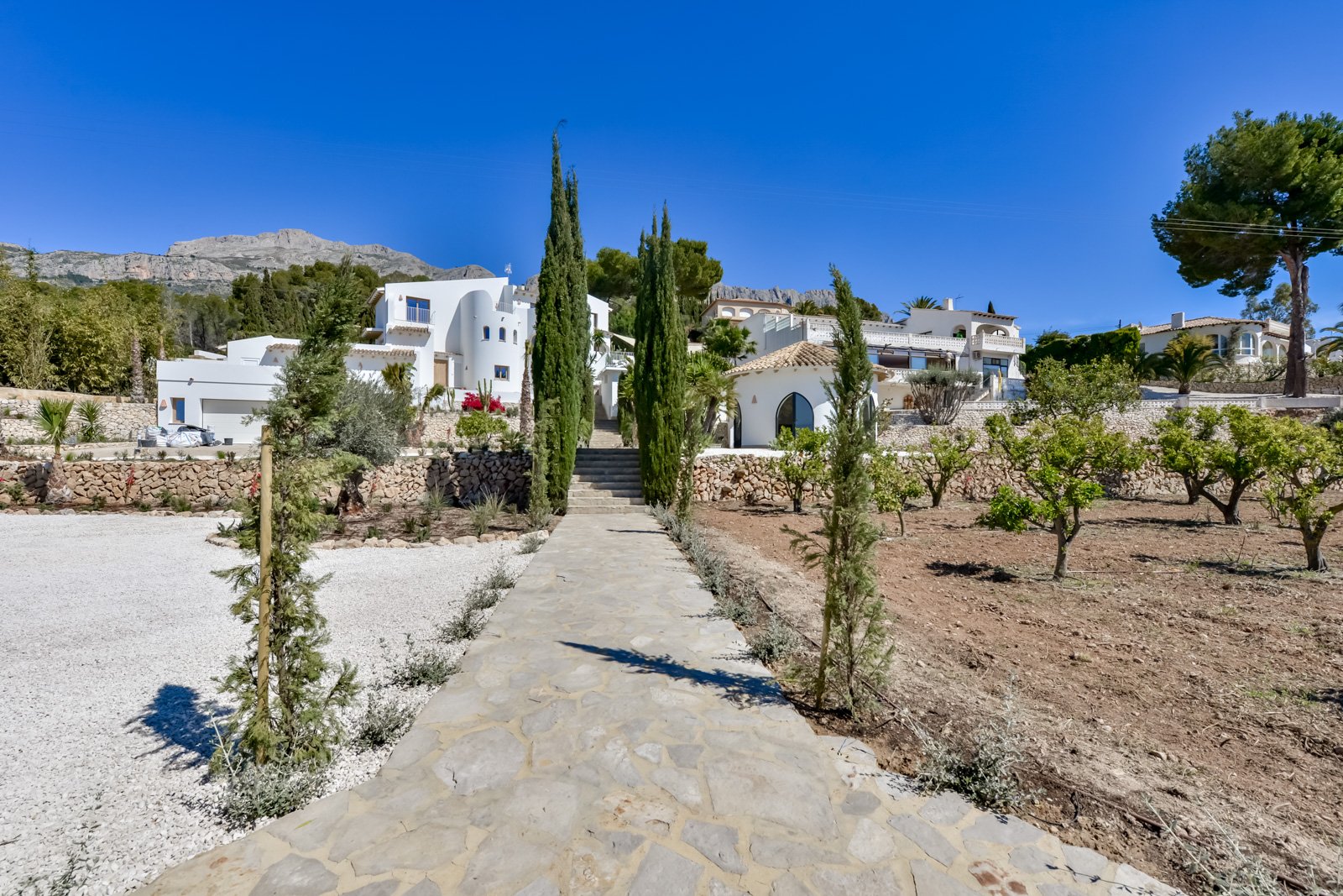 4511ALT Schöne renovierte 5-Schlafzimmer-Villa zum Verkauf in Altea