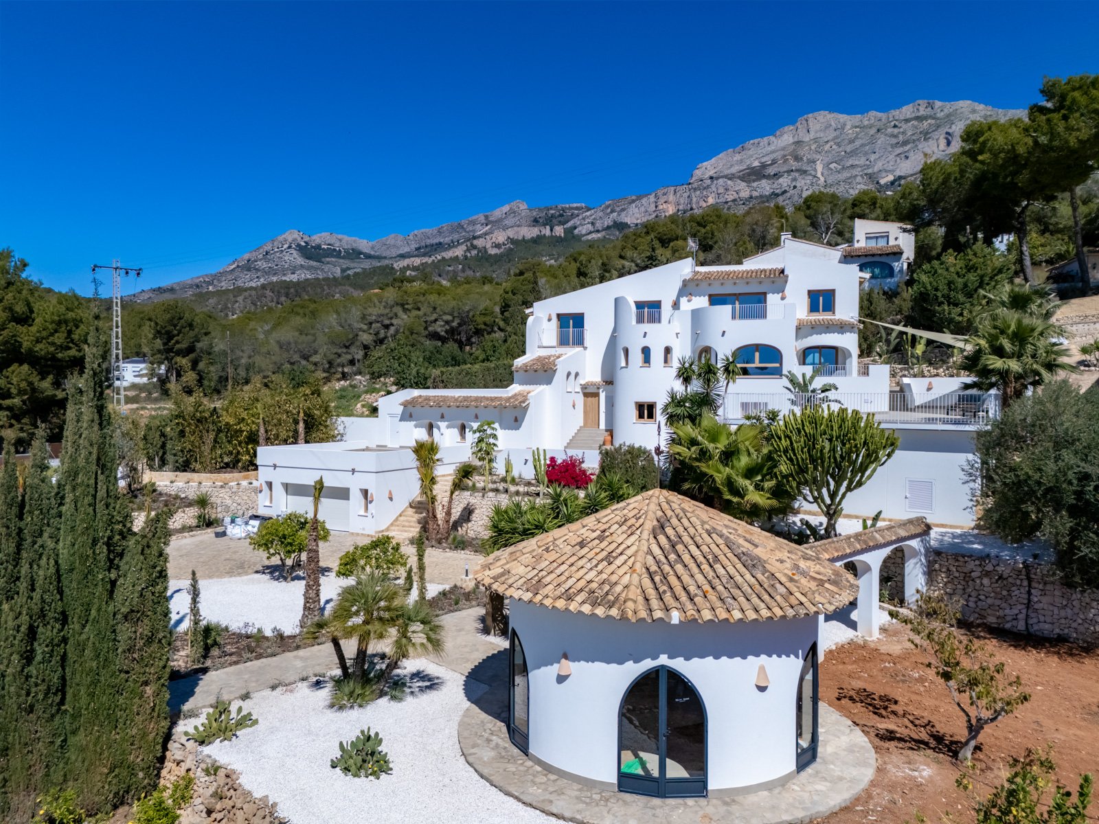 4511ALT Schöne renovierte 5-Schlafzimmer-Villa zum Verkauf in Altea