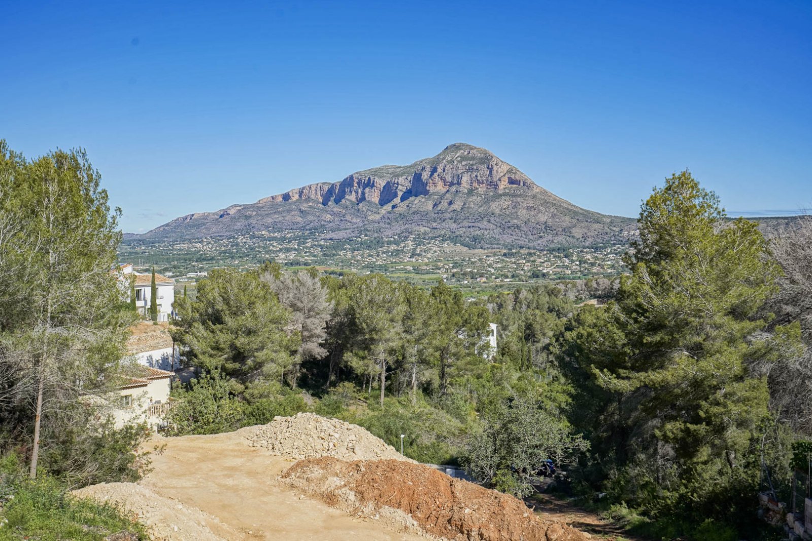 C4XY4519JAV Neubauvilla mit Blick auf den Montgó zu verkaufen in Rafalet, Jávea