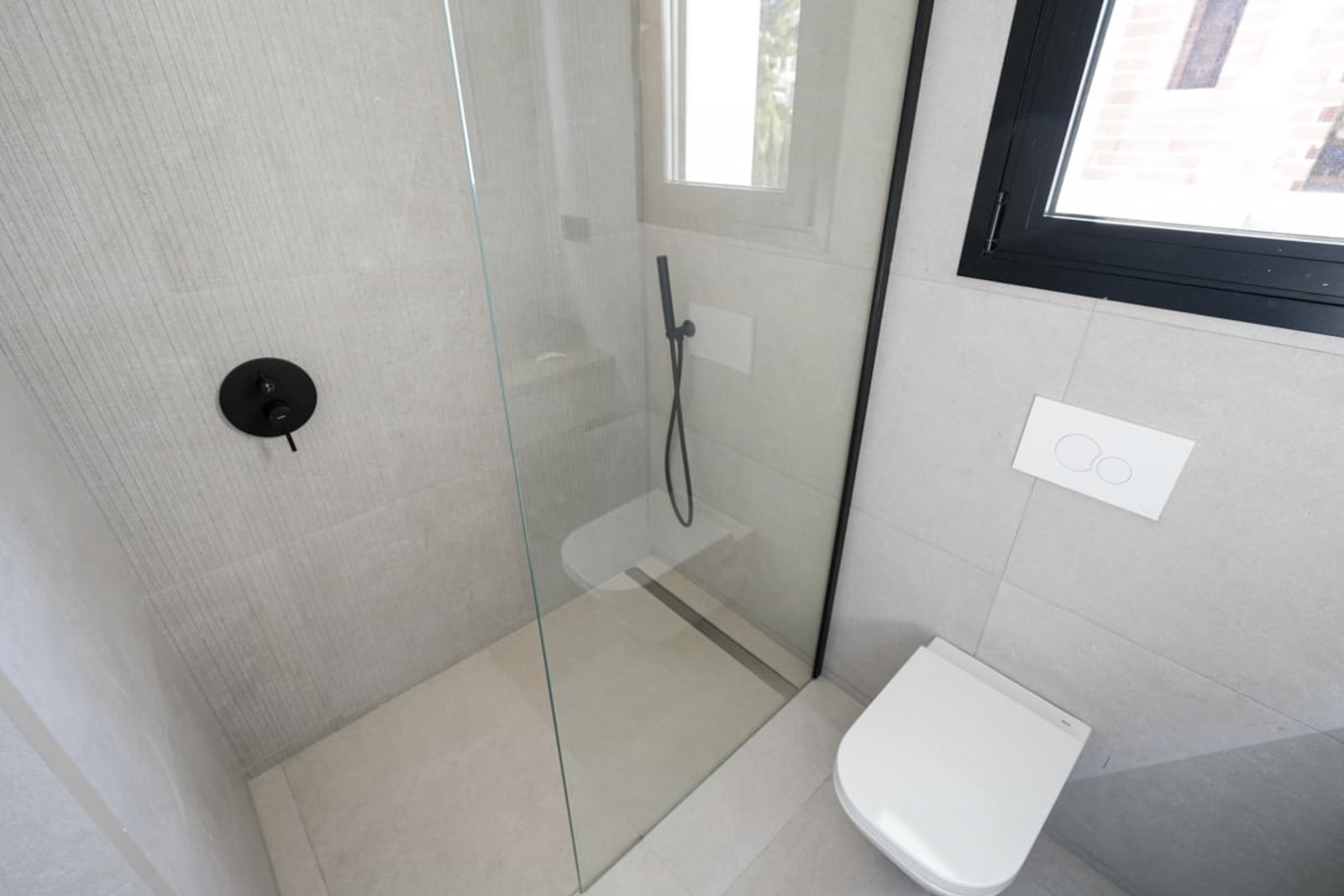 4503POL Moderne Neubauvilla zum Verkauf in Polop